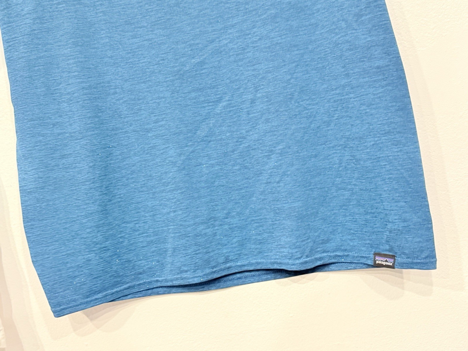 Lot 2 Patagonia Men&rsquo;s Shirt Size Medium Capilene Cool P-6 Logo Organic T-Shirt