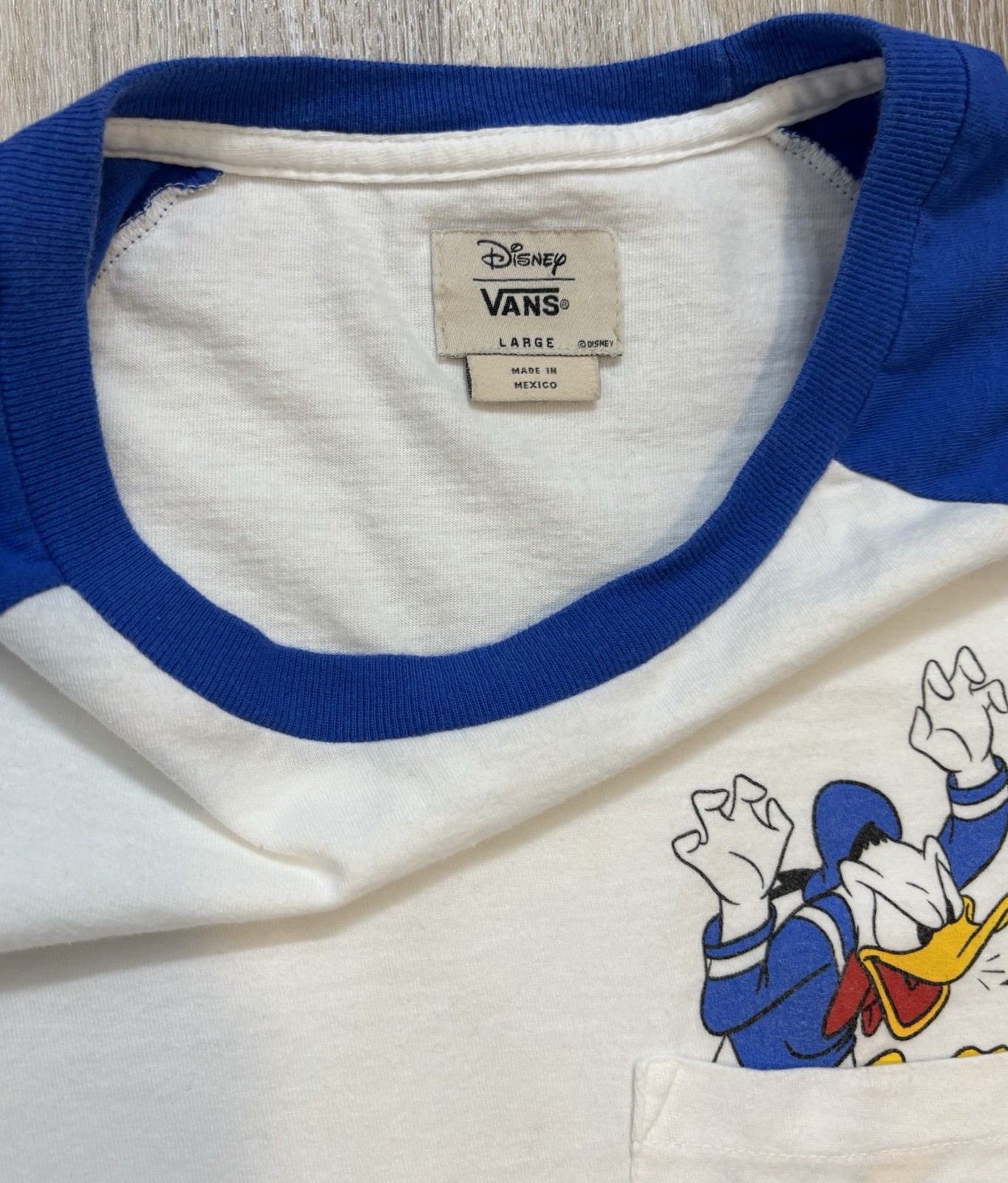 Vans x Disney Donald Duck Shirt Raglan Baseball Chest Pocket Graphic Tee Large