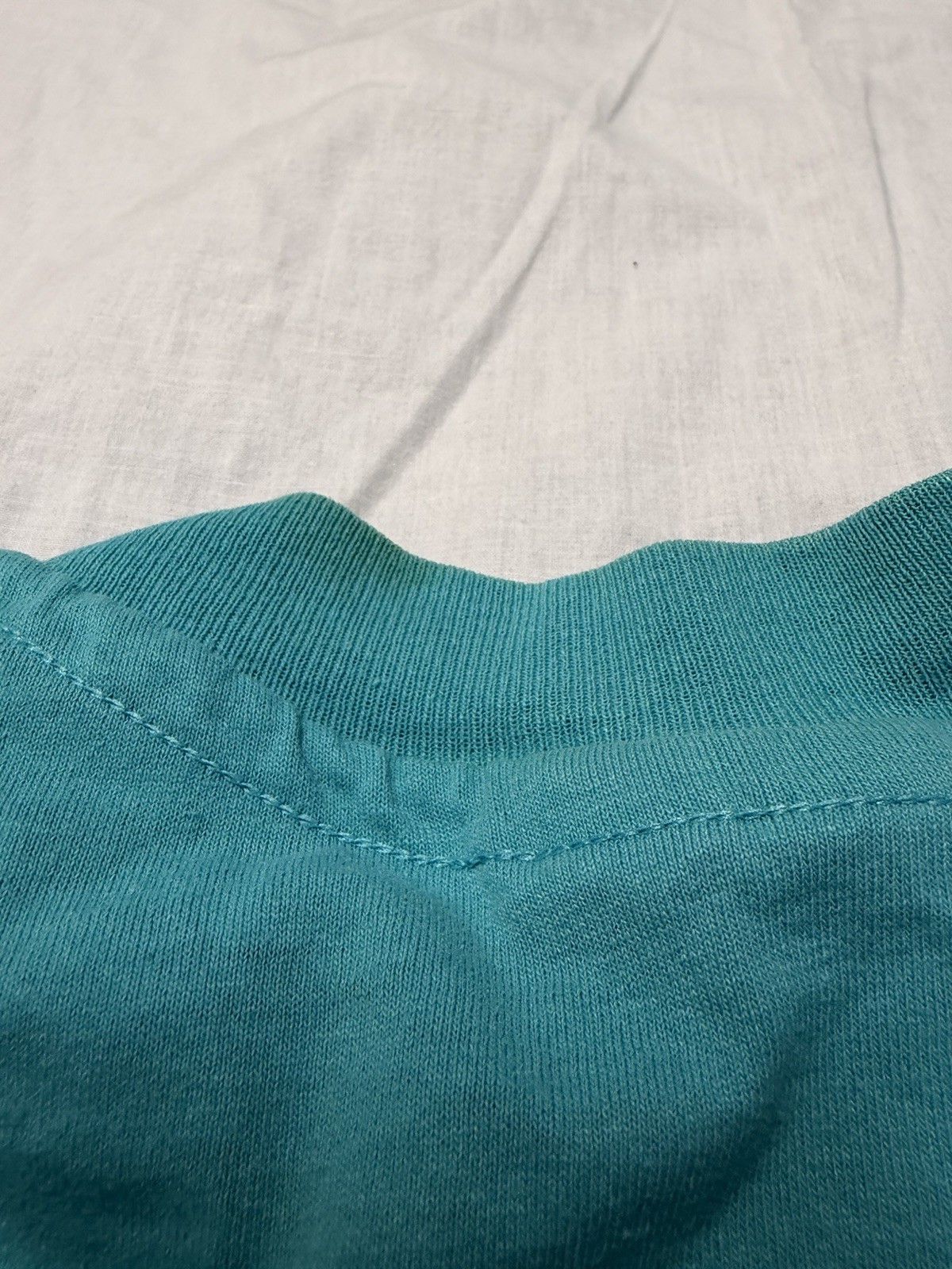 Vintage 80s Hanes T Shirt Mens M Teal Kitten Da Vinci Art USA 50/50