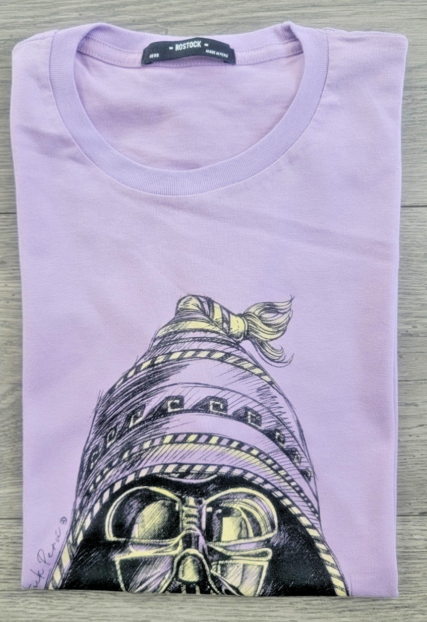 Peruvian Design T Shirt Unisex Size S *** Chullo – Andean Knitted Design