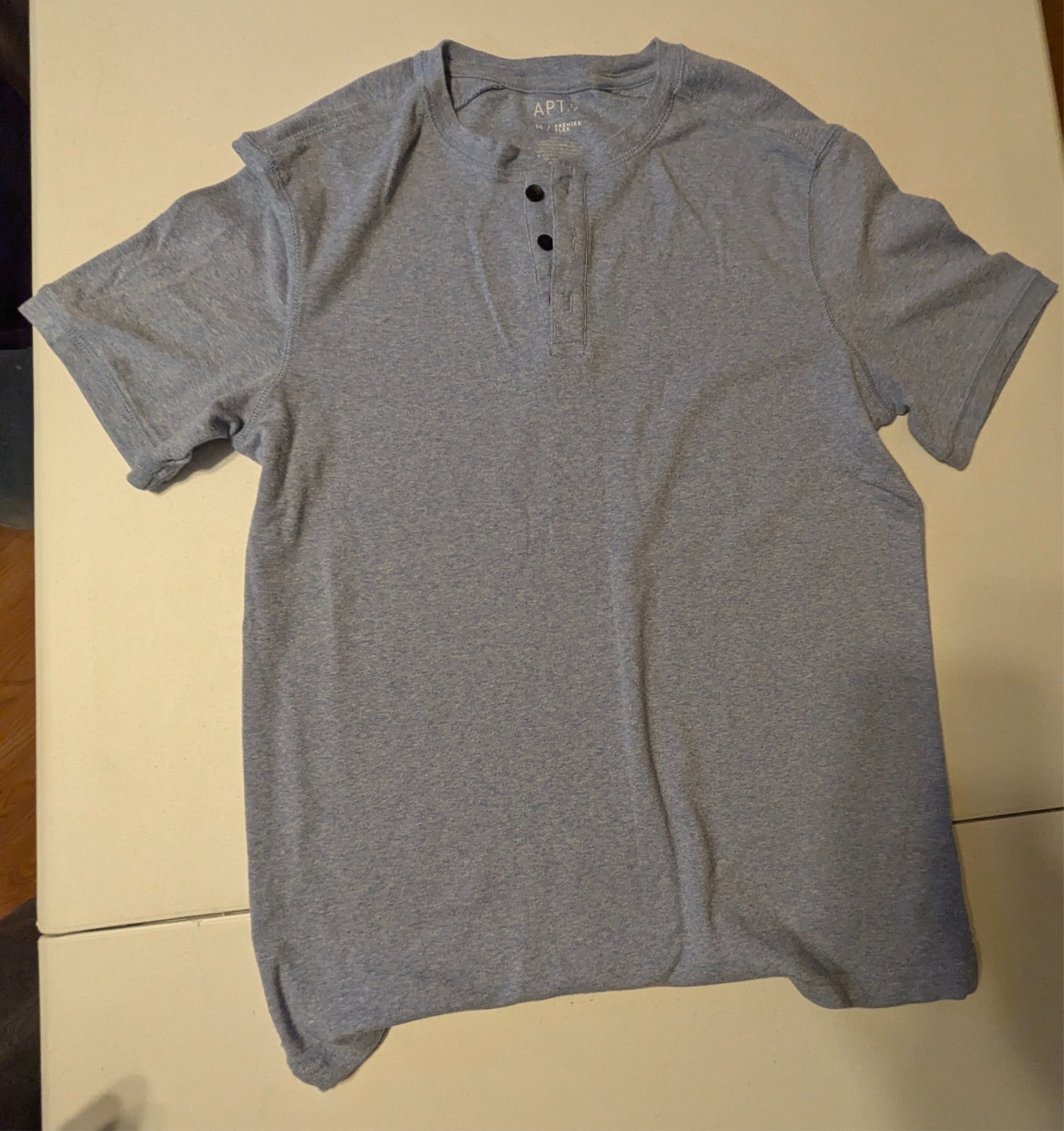 Apt.9 Men&rsquo;s Premier Flex Cotton Blend Blue Heather Short Sleeved Henley Medium