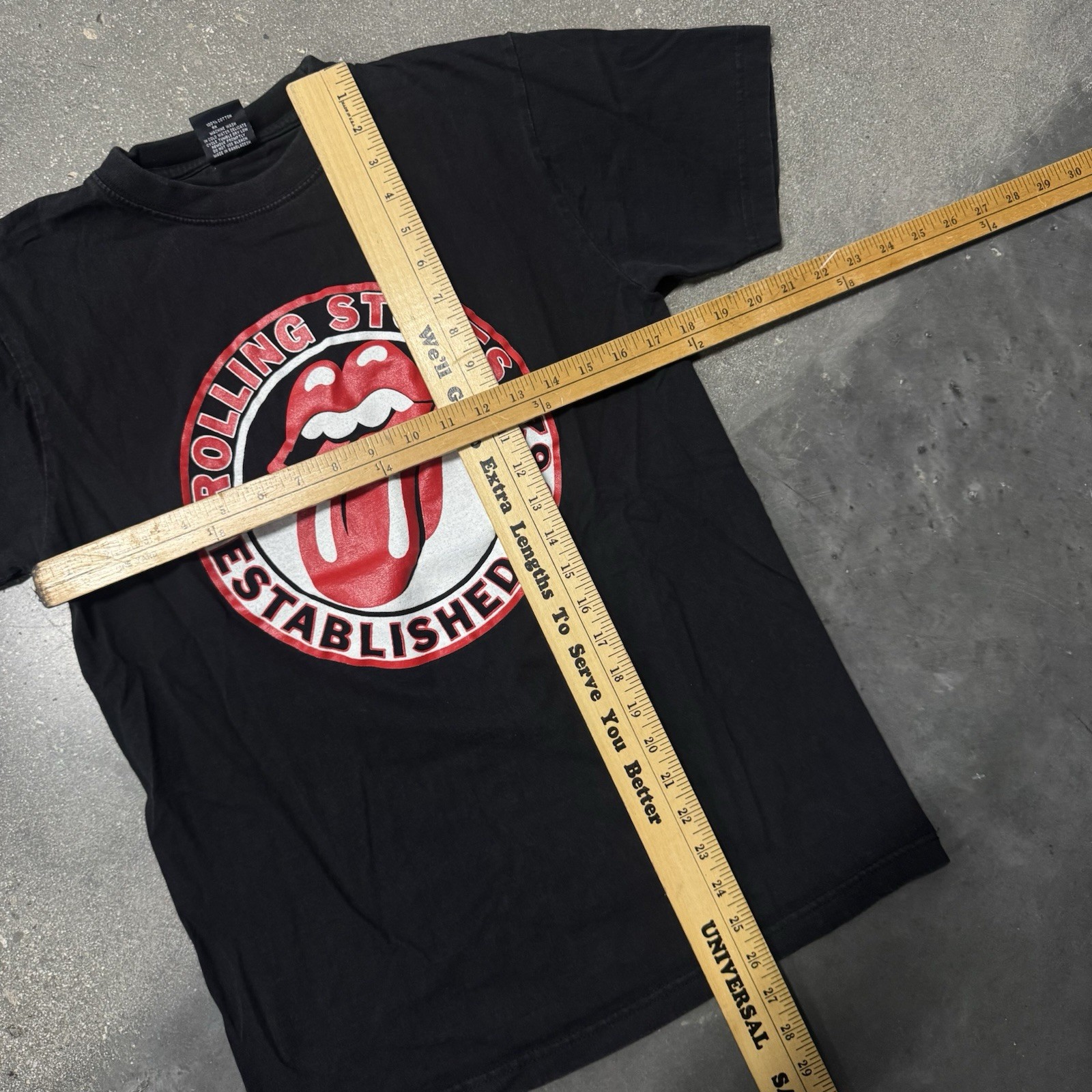 2000s Rolling Stones graphic tee size medium band tee music See Measurements