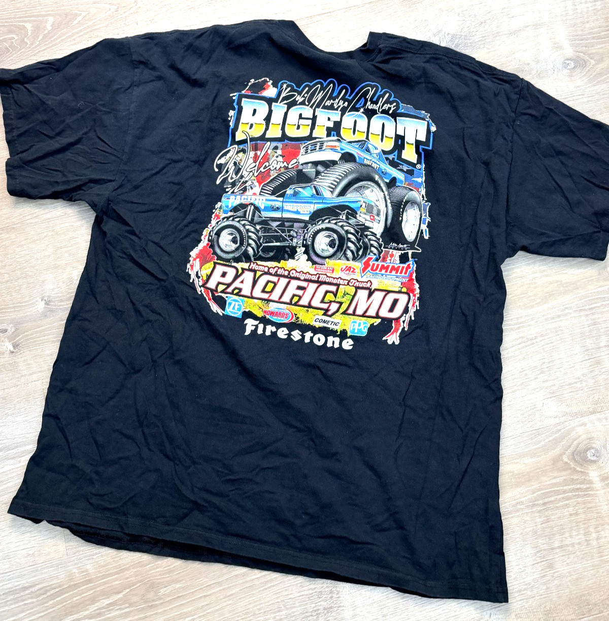 Bigfoot 2 XXL T-Shirt Bigfoot Monster Truck Pacific, Mo Pre-Owner Cotton Shirt