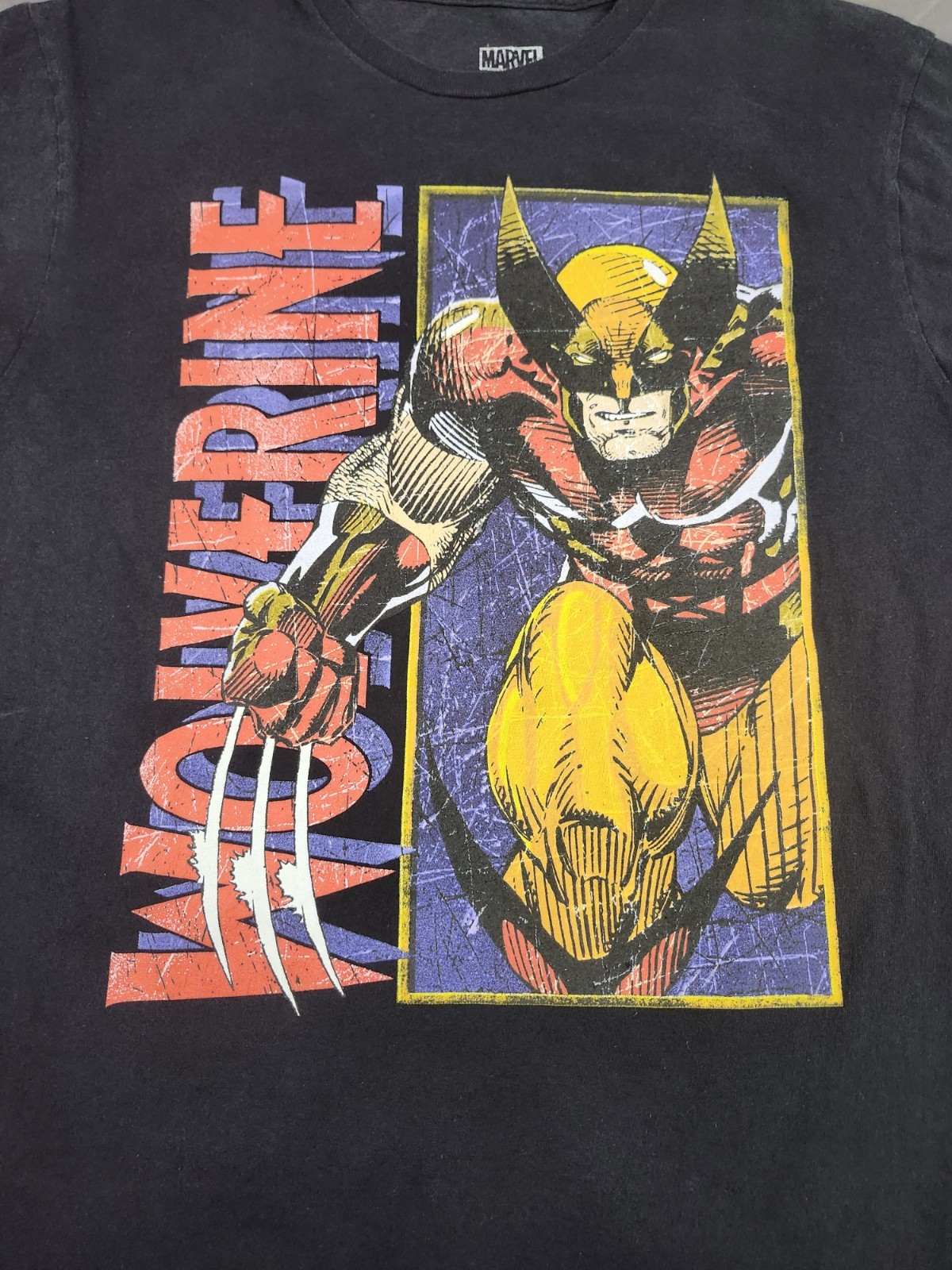 Marvel brand Wolverine graphic t-shirt featuring a comic panel illustration Size