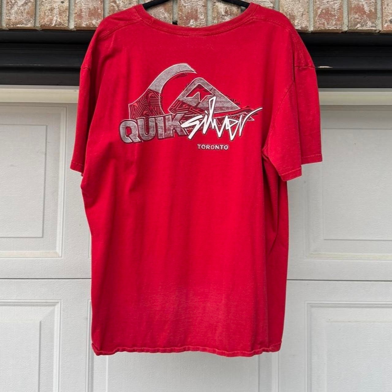 RED 00s QUIKSILVER « TORONTO » GRAPHIC TEE
