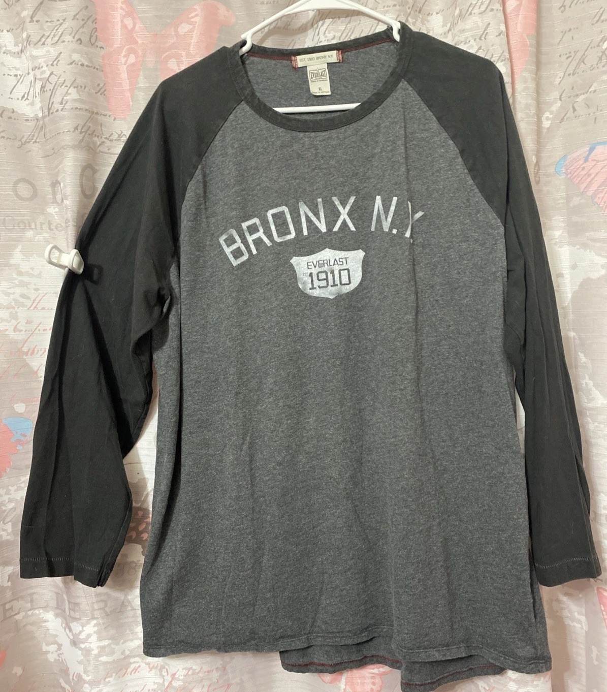 EVERLAST Gray and Black Long Sleeve Men’s Tee Sz XL