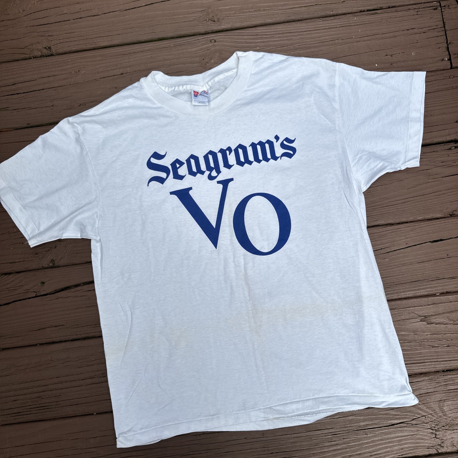 NOS Vintage Seagrams VO T-Shirt Men’s Large White Large Spellout Logo