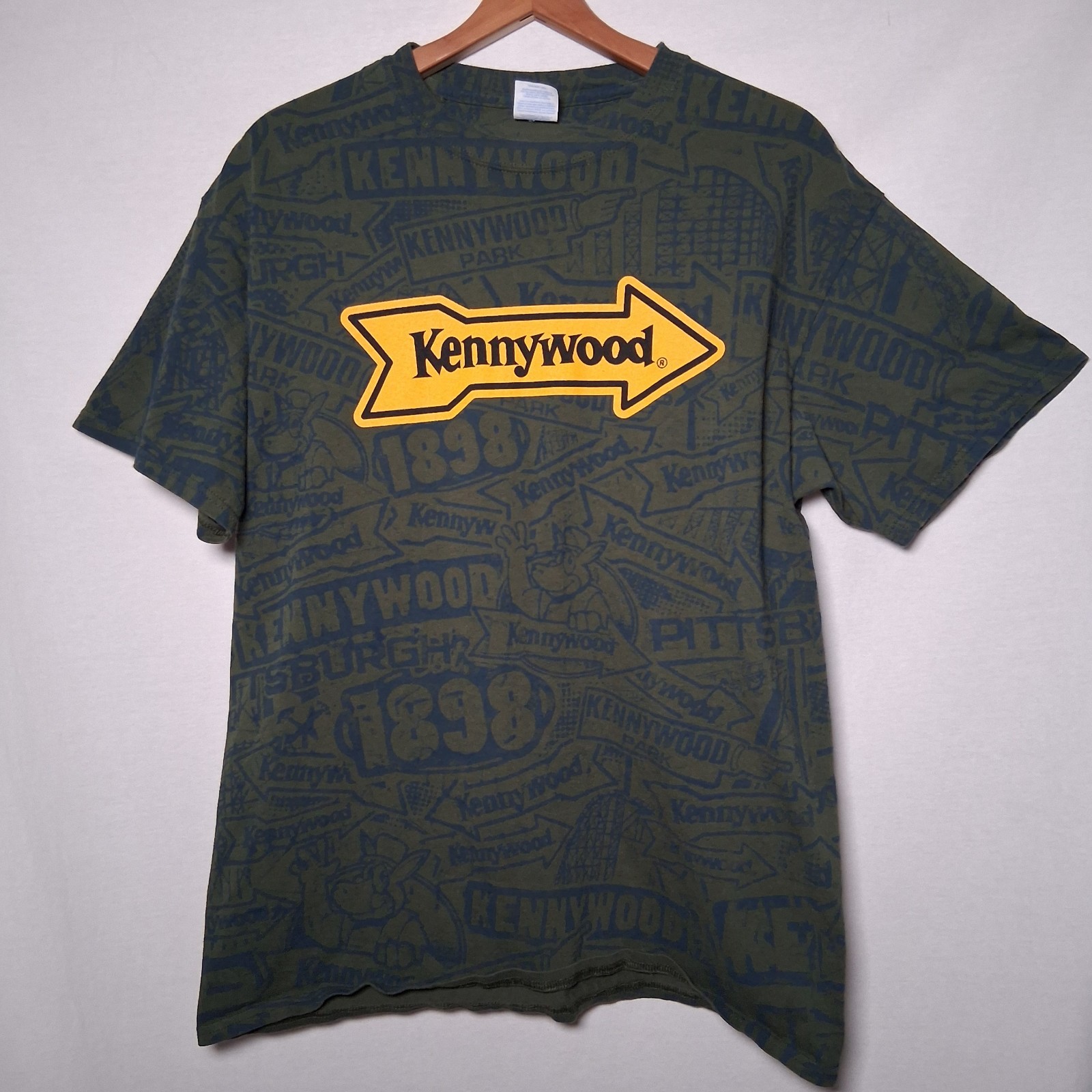 Kennywood Shirt Men Large All Over Print Army Green Amusement Park Pittsburgh PA