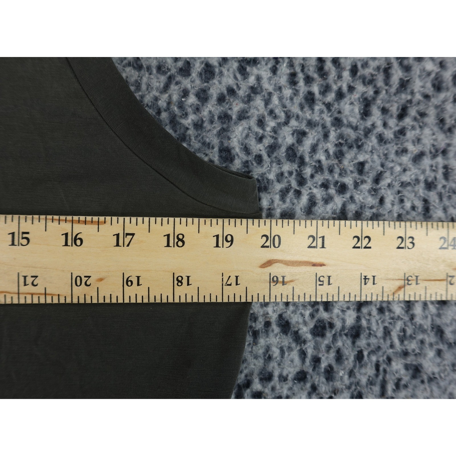 Sorel x prAna Tank Top Mens Medium Gray Green Mock Neck Muscle Tee X443