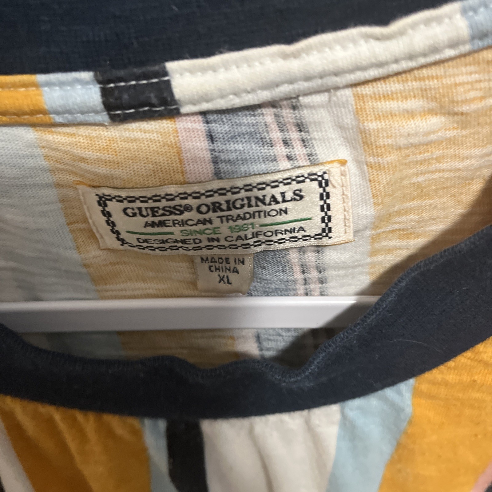 GUESS Los Angeles Men’s XL T Shirt Stripes Yellow Blue
