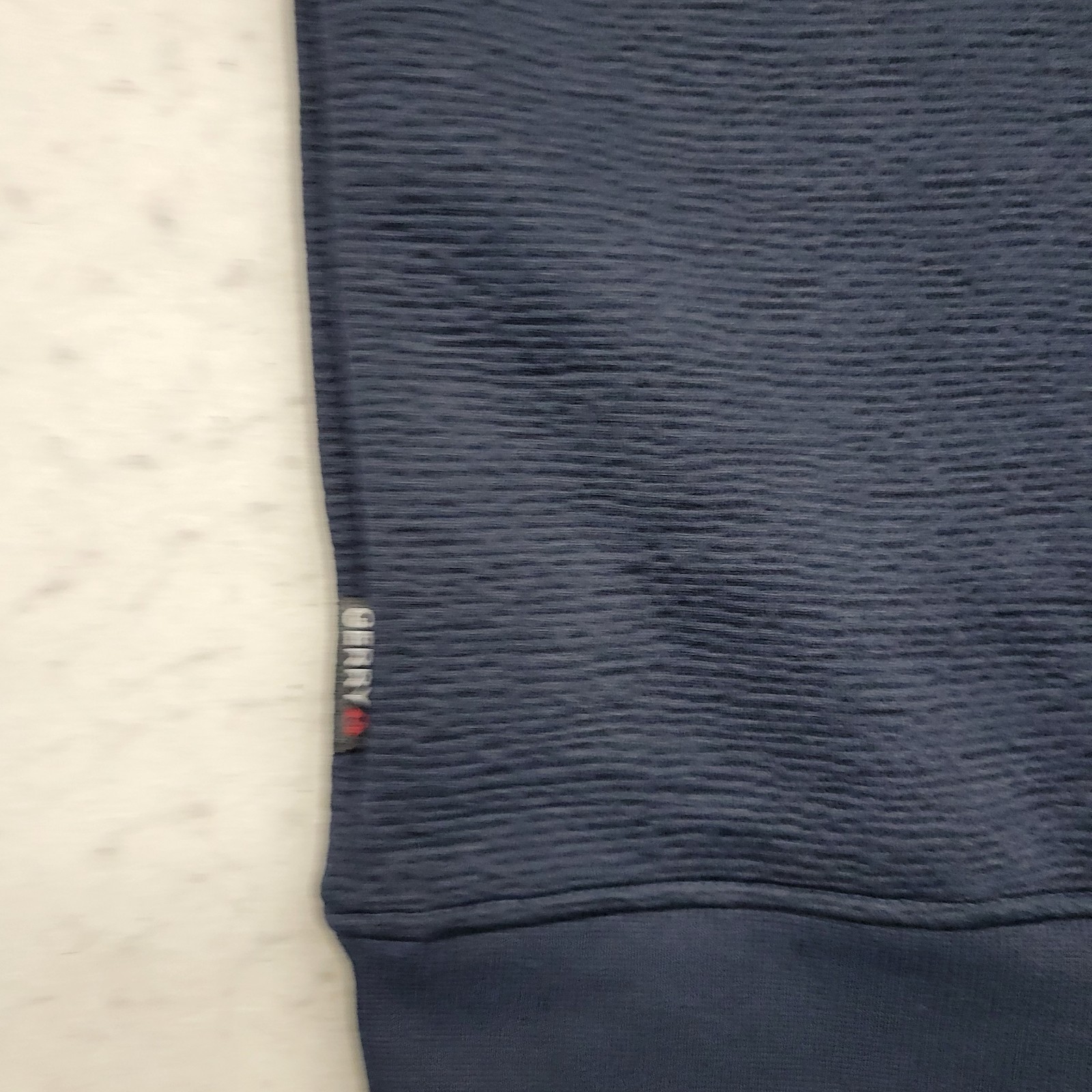 Gerry Shirt Mens Extra Large Blue Textured Crew Stretch Long Sleeve Outdoor New