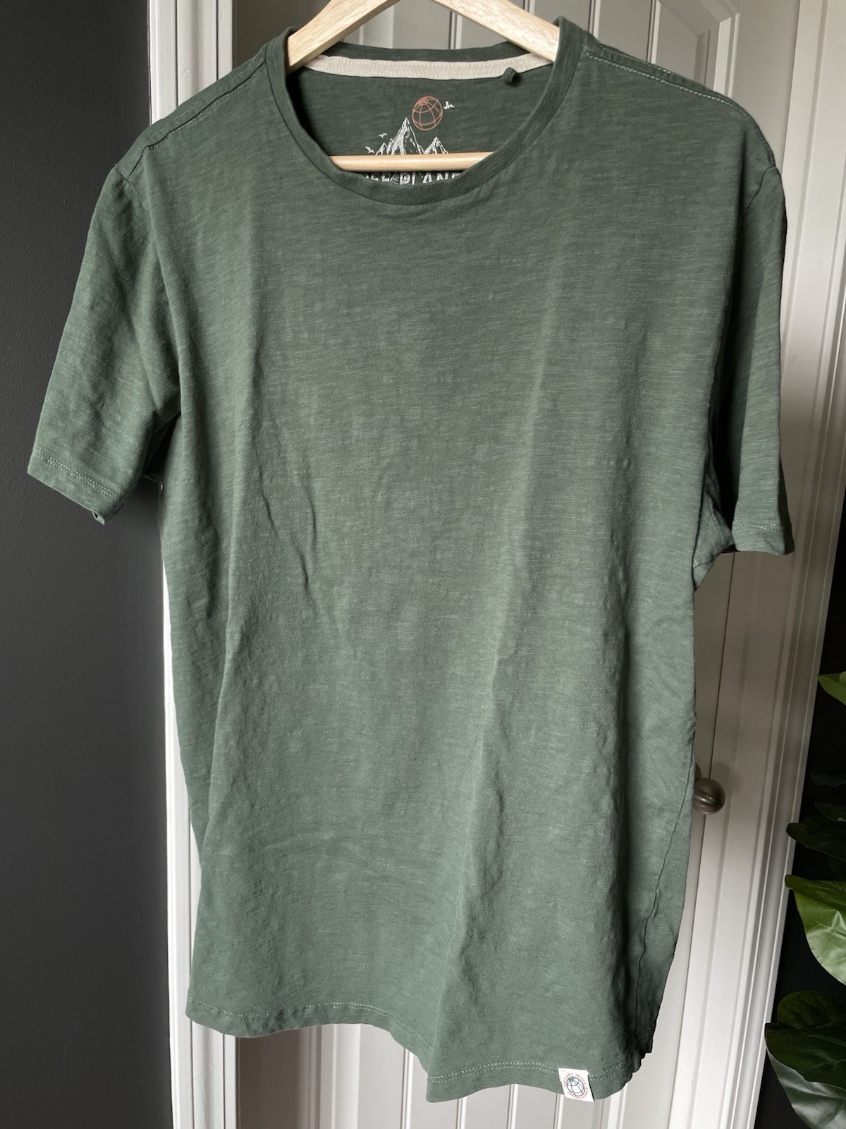 Free Planet Organic Cotton Green Men&rsquo;s L Crew Neck Short Sleeve Eco Tee