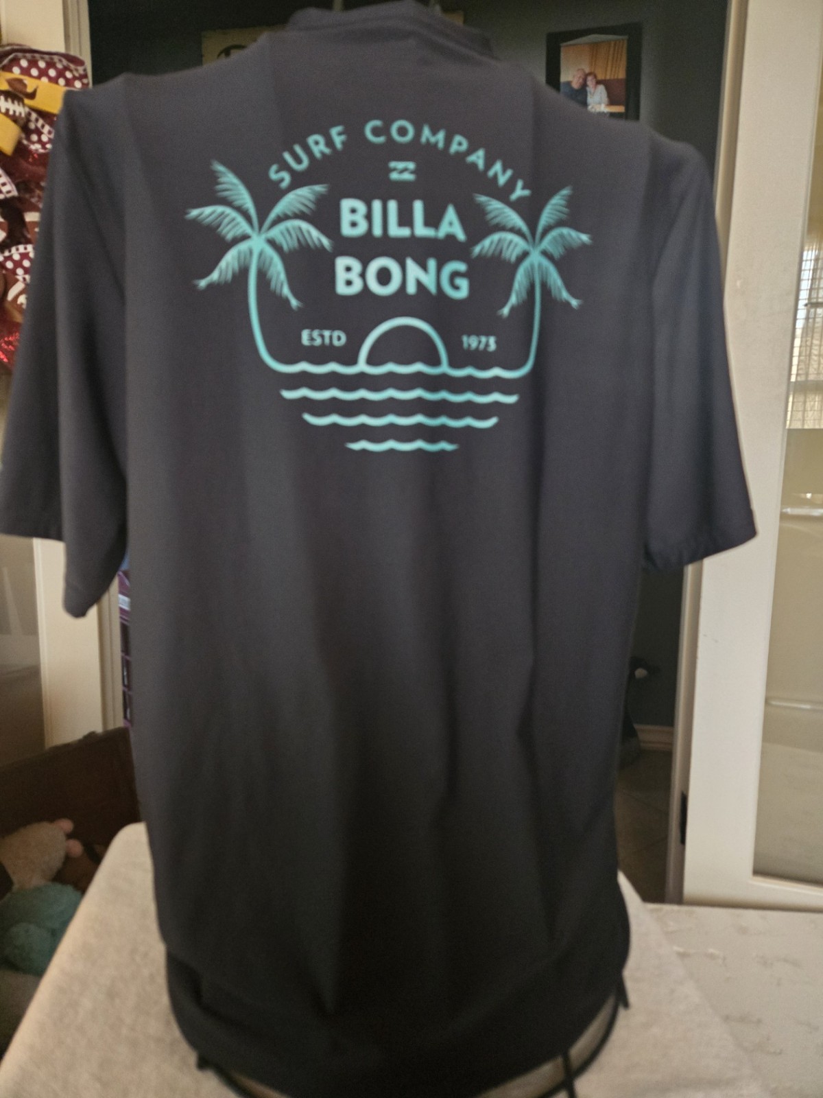 Black Billabong Men&rsquo;s Short sleeve Loose fit surf shirt upf 50+ XL