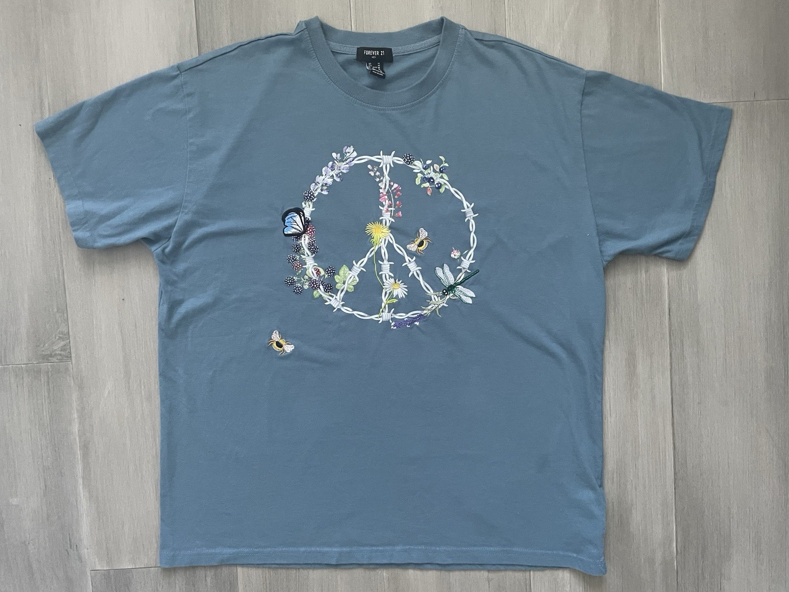 Forever21 Men’s Blue Short Sleeve Floral Peace Sign Graphic T-Shirt Size M
