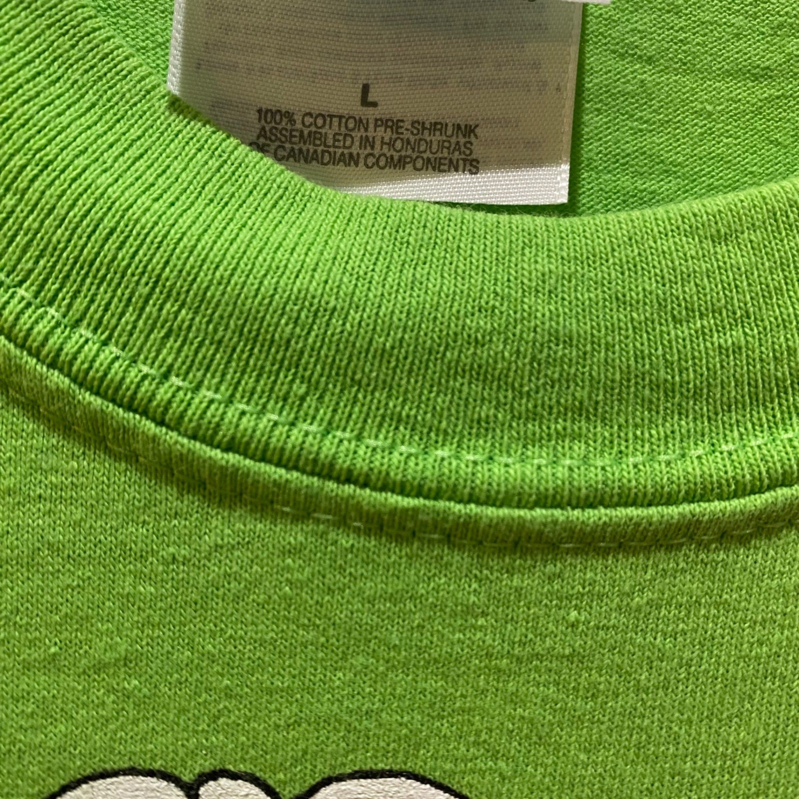 Gildan&rsquo;s Men&rsquo;s Short Sleeve T-Shirt. Large. Lime Green. Cotton.