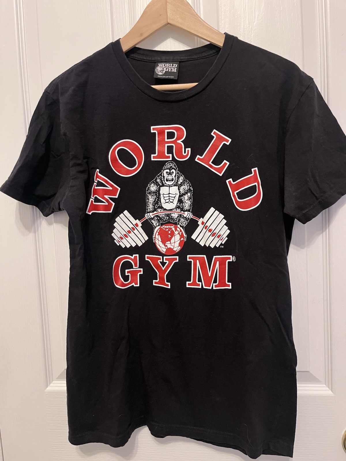 World Gym Black Cotton T Shirt Adult S/M Workout Gorilla Weight Training Tee