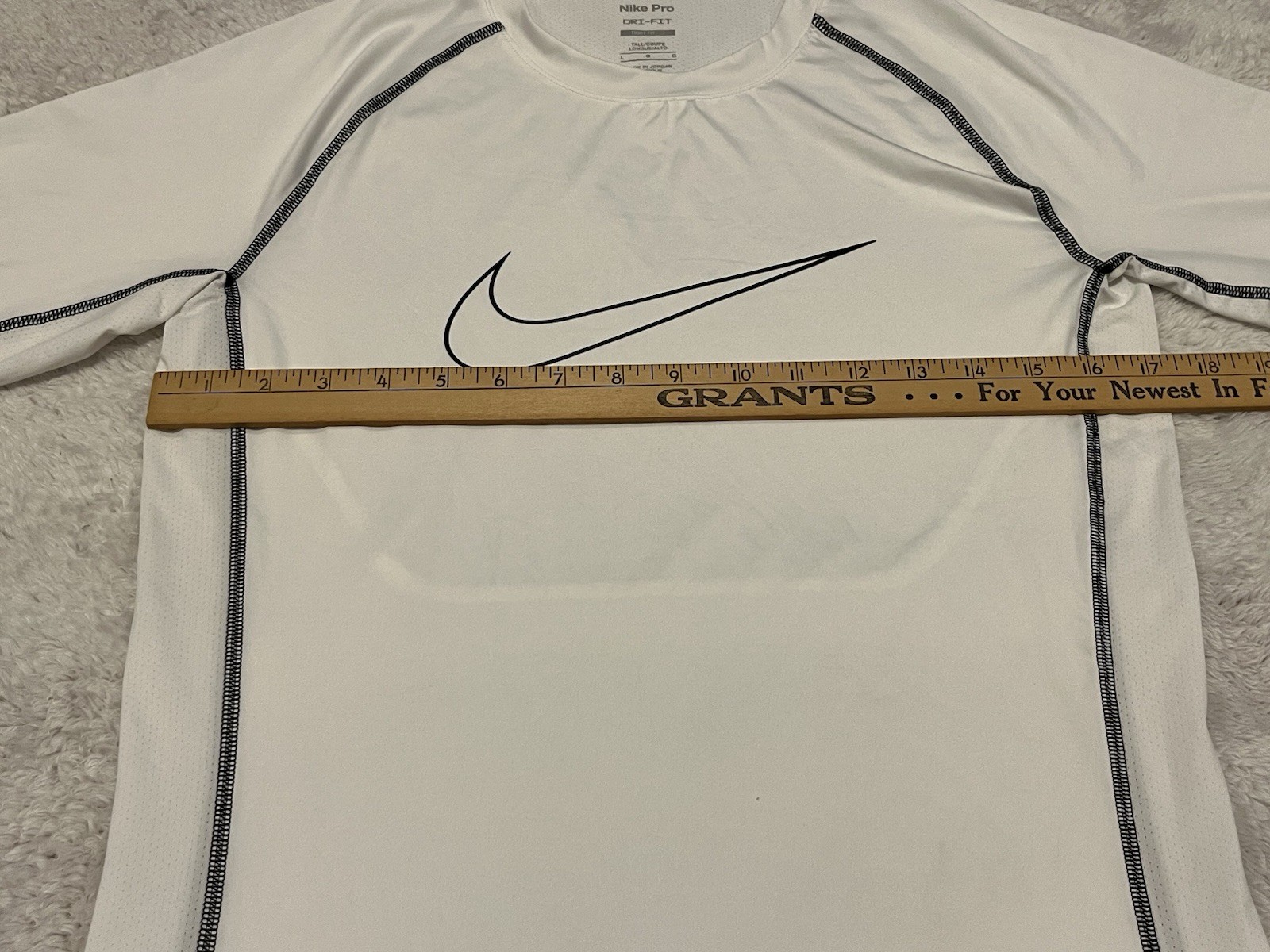 Nike Pro T-Shirt Mens L Short Sleeve Dri-Fit Tight Graphic Logo White DD1992-100