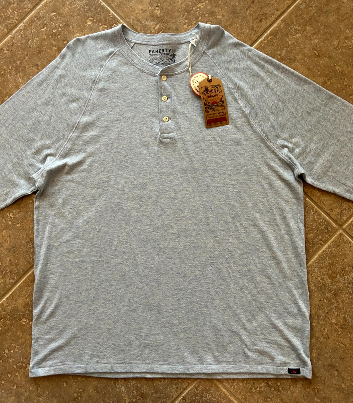 Faherty Cloud Henley T Shirt Mens XXL Light Blue Heather Long Sleeve $98 NWT