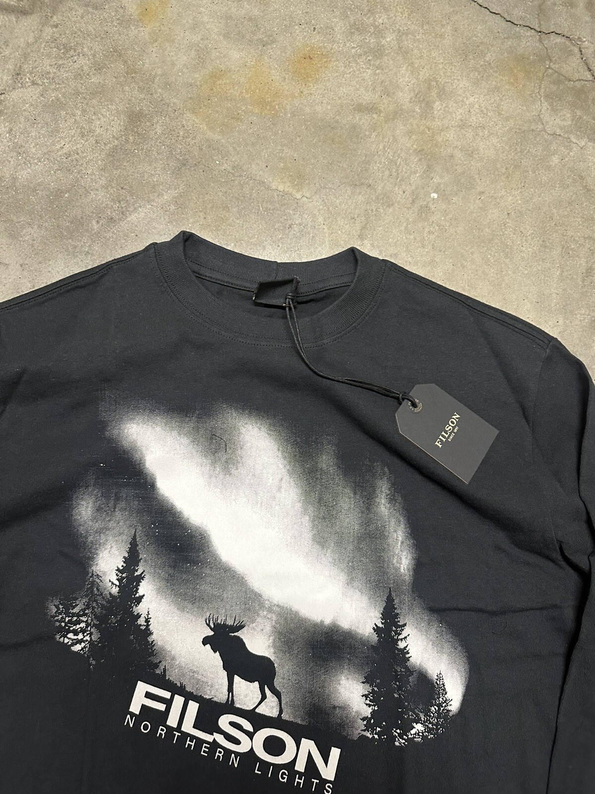 NWT Filson Northern Lights Long Sleeve Moose T Shirt Black Made in USA Outdoors