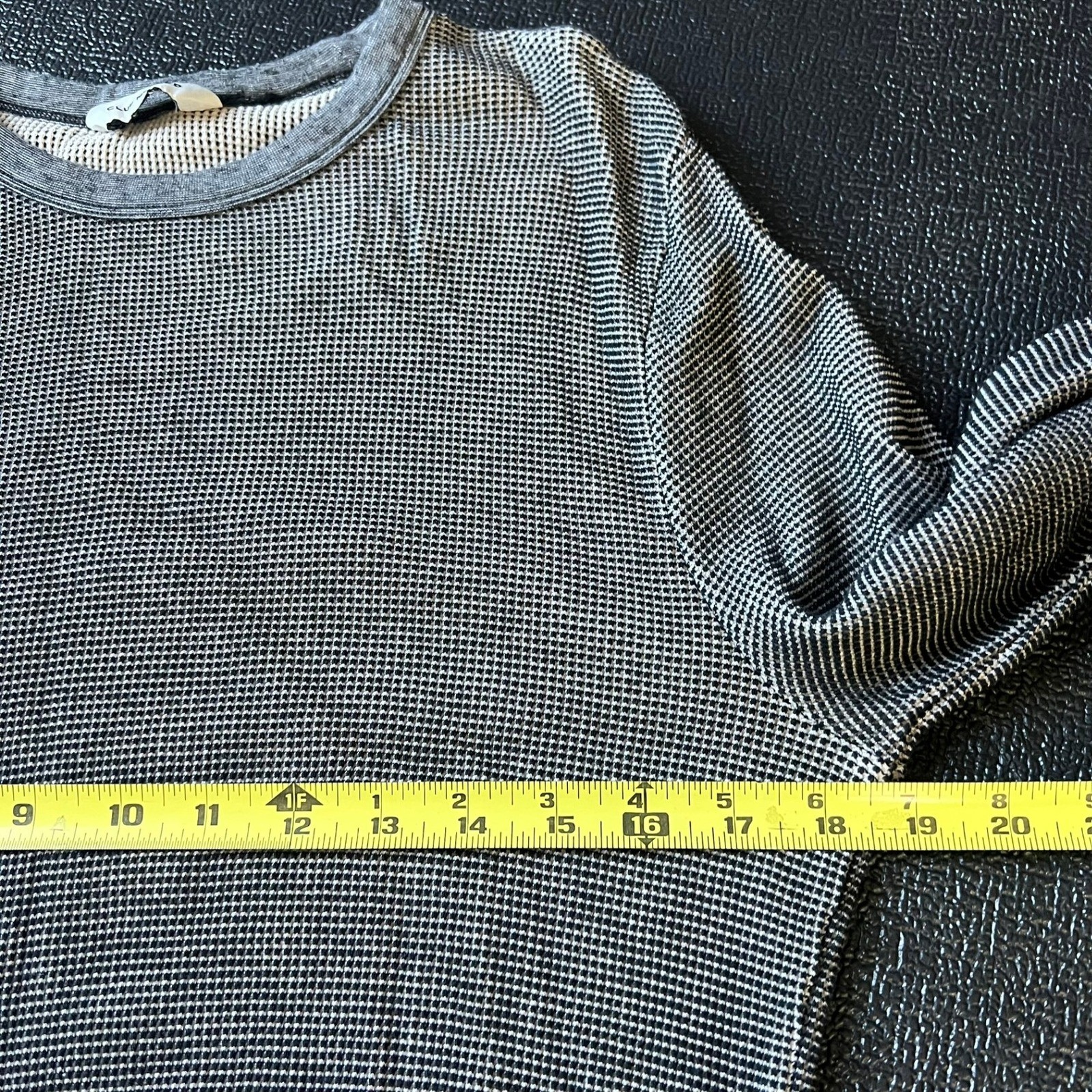 Club Monaco Mens Grey Waffle Knit Thermal Long Sleeve Crew Neck Shirt M Preppy