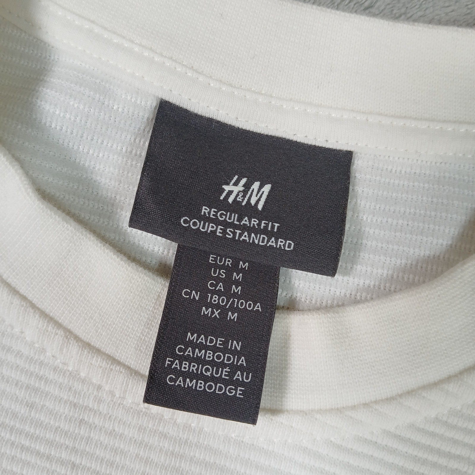 H&M T-Shirt Mens Medium White Cotton Blend Textured Rib Casual Short Sleeve