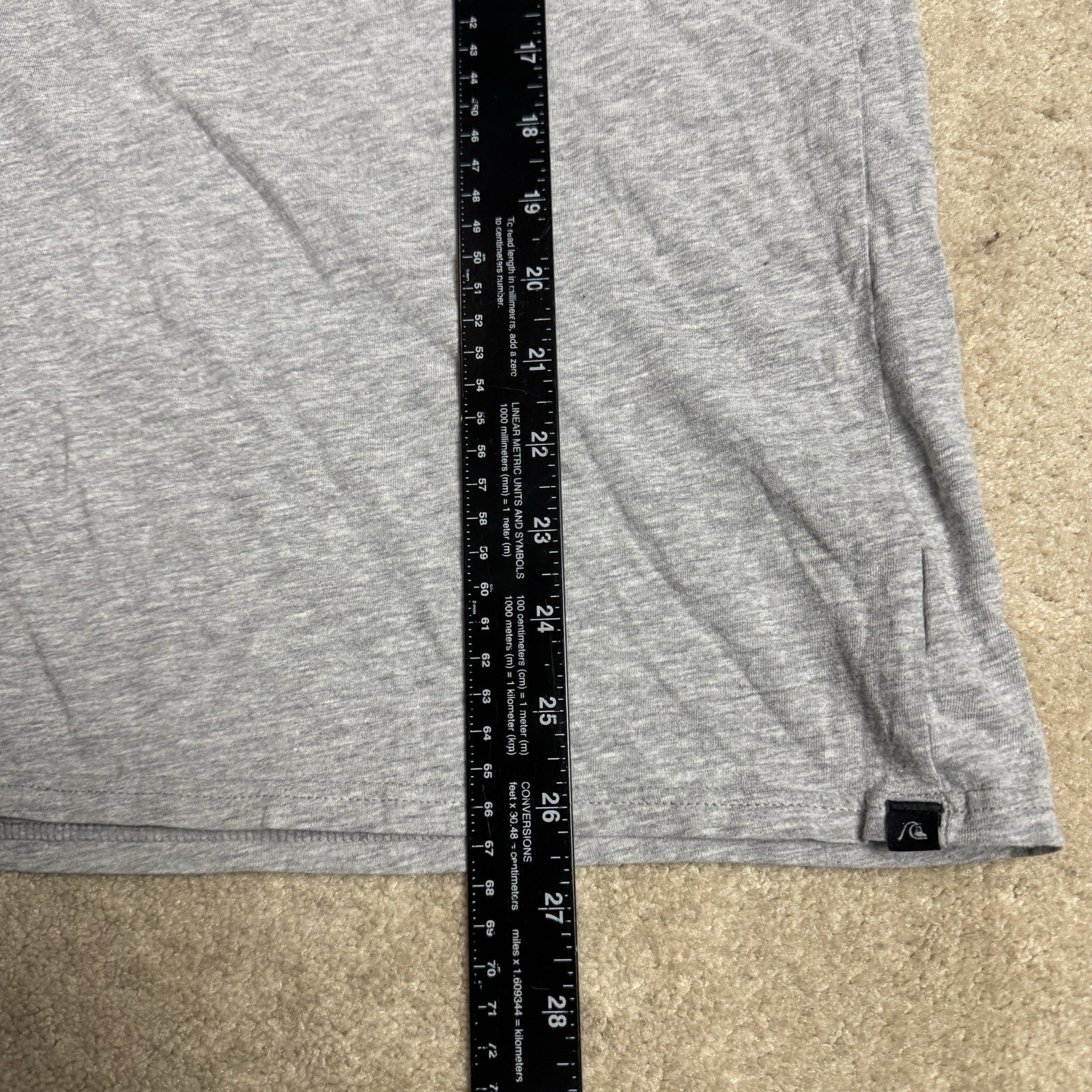 Quiksilver Mens T Shirt Crew Neck Modern Fit Medium Gray Raglan Sleeve