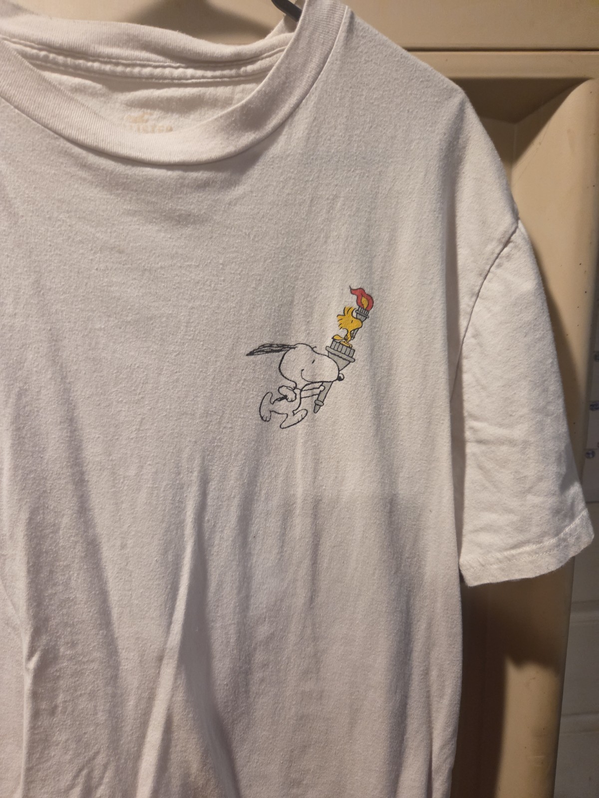 Hollister Soft Beige Boxy Snoopy Woodstock Peanuts USA Olympics Tee Mens Sz M