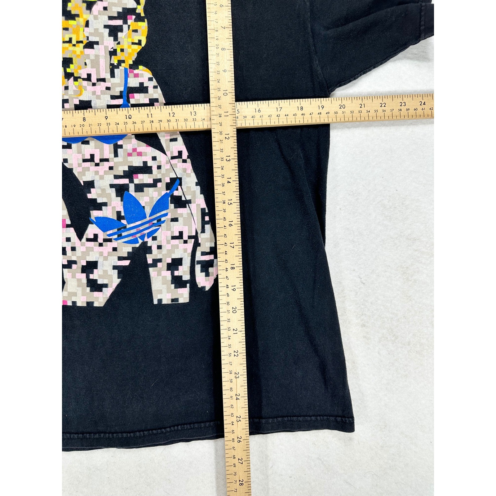 Adidas Mens Graphic T-Shirt Black Pixelated Bikini Woman Trefoil Logo Size M