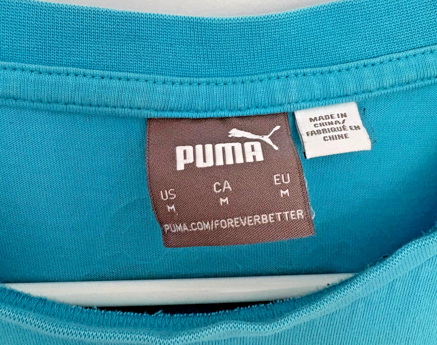 PUMA x NINTENDO Men&rsquo;s Medium Super Mario Sunshine T-Shirt Light Blue Print