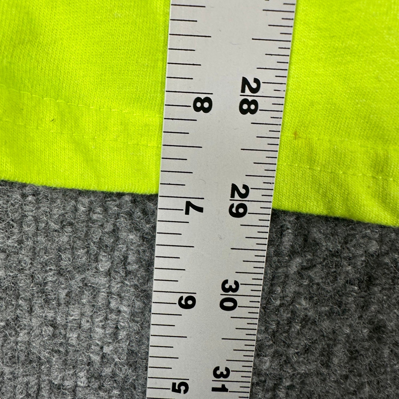 Wrangler T-Shirt Mens XL Neon Yellow Long Sleeve Workwear Pocket Hi-Vis Casual