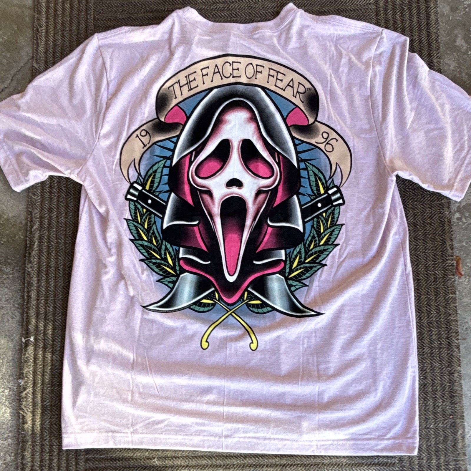Bioworld Ghost Face Scream Pink Graphic Print Crew Neck T-Shirt Men’s XL