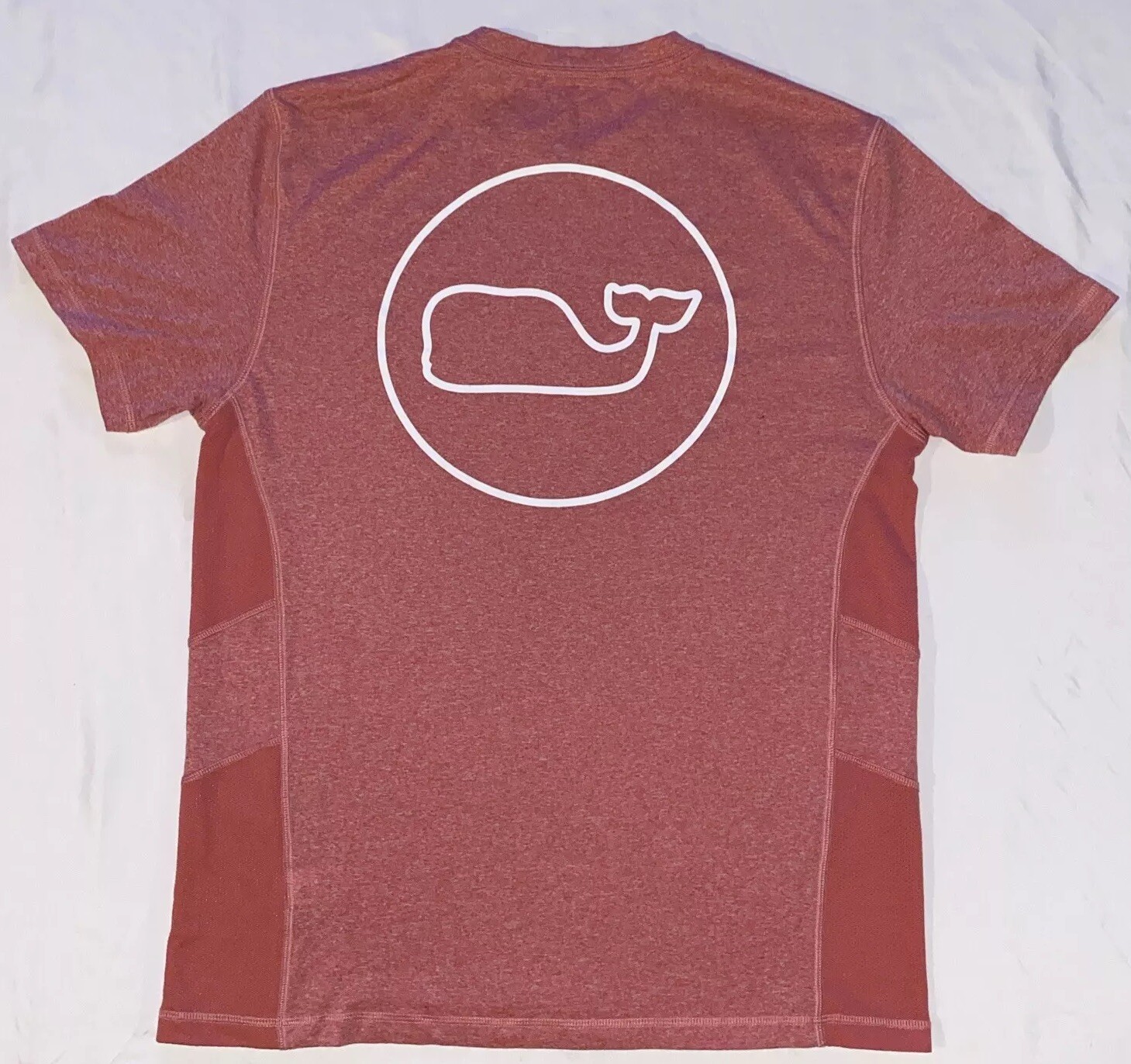 Men’s Vineyard Vines Light Red Performance Tshirt Size Small COMFORTABLE