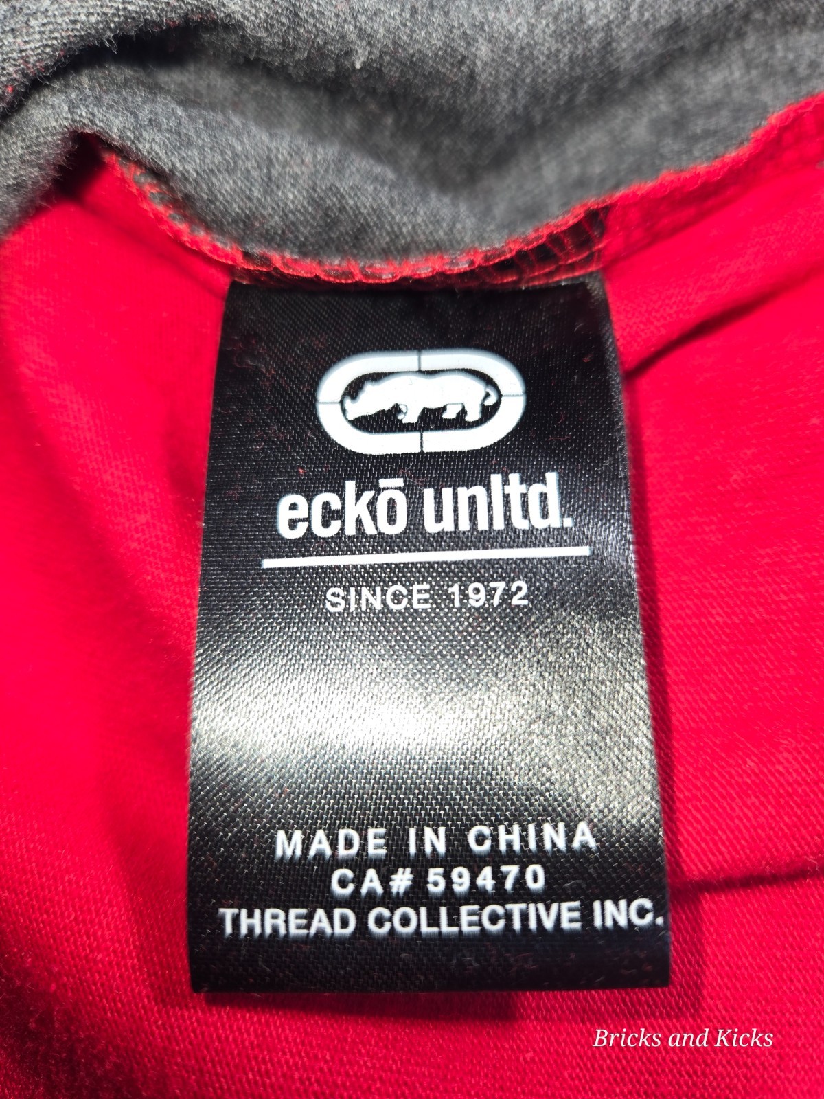 Ecko Unltd. Stand By Color-Block T-Shirt Red/Gray Men&rsquo;s Sizes S, M, L, XL NWT