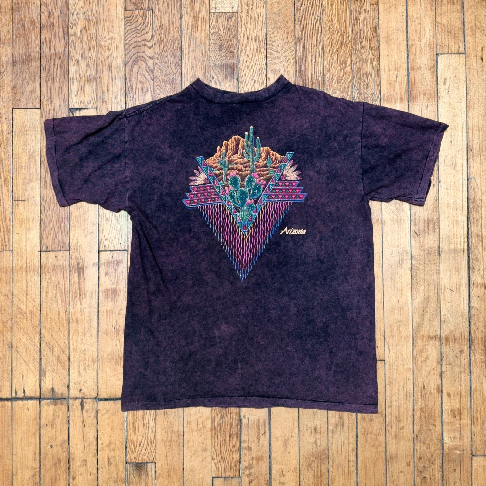 Vintage Maiden West Arizona Cactus Graphic T-Shirt Purple Acid Wash Mens Large