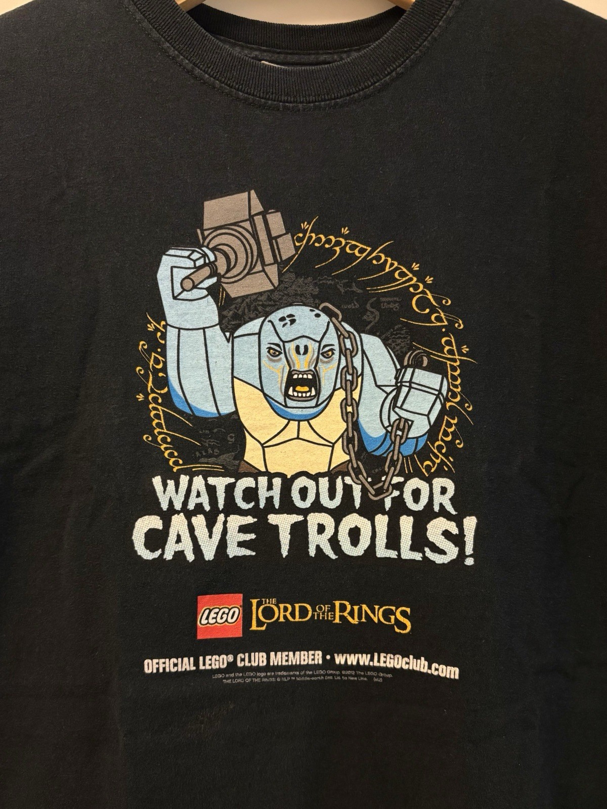 Lego LOTR Watch out for Cave Trolls Club Member T-Shirt Size M Dark Blue 2012