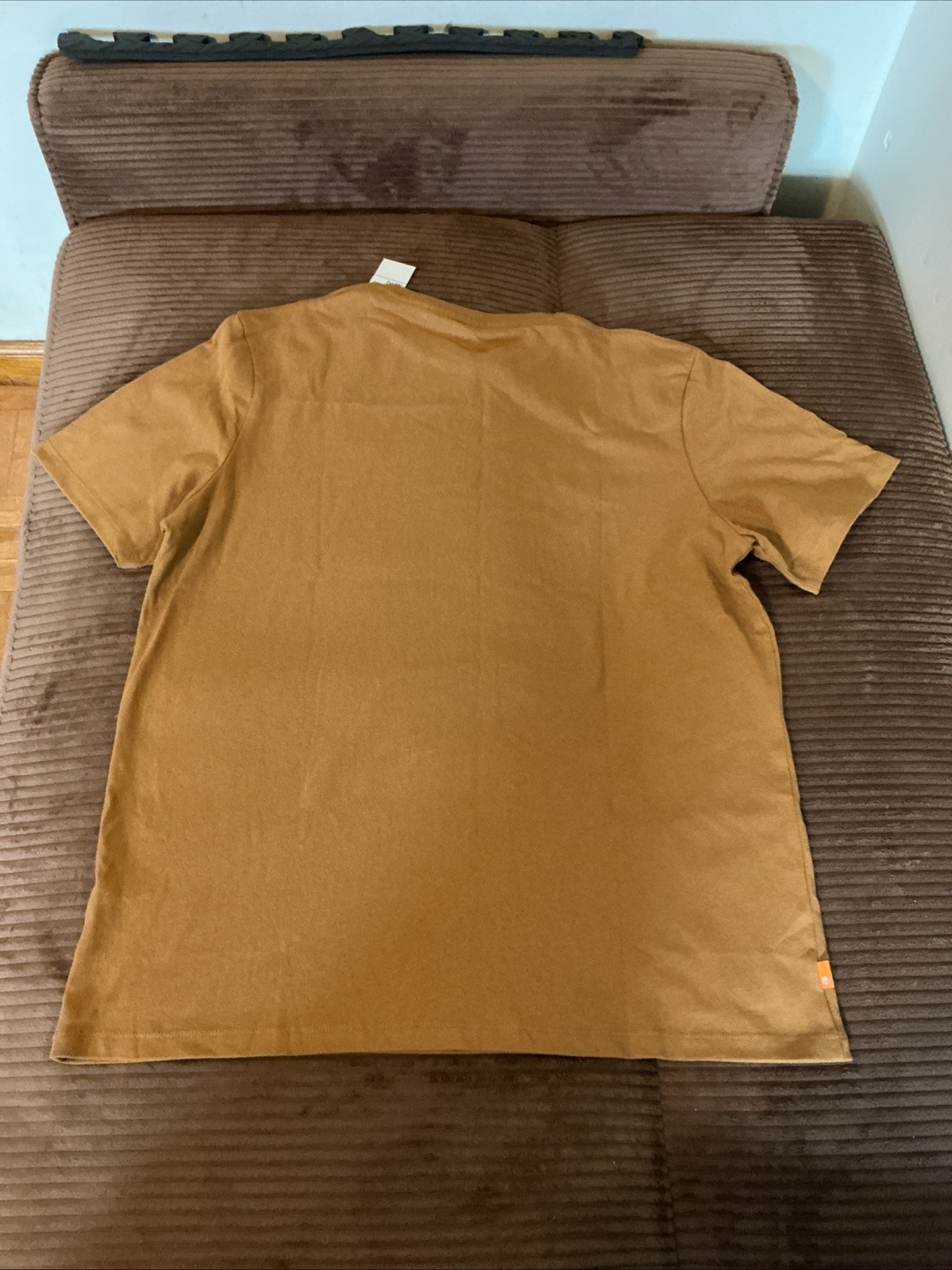 Timberland Men’s XL Woven Badge Crewneck T-Shirt Wheat