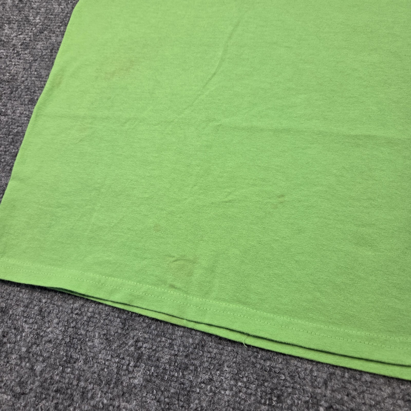 7-Eleven Convenience Store T-Shirt Size XL Promo Sip Slurp Snack Graphic Green