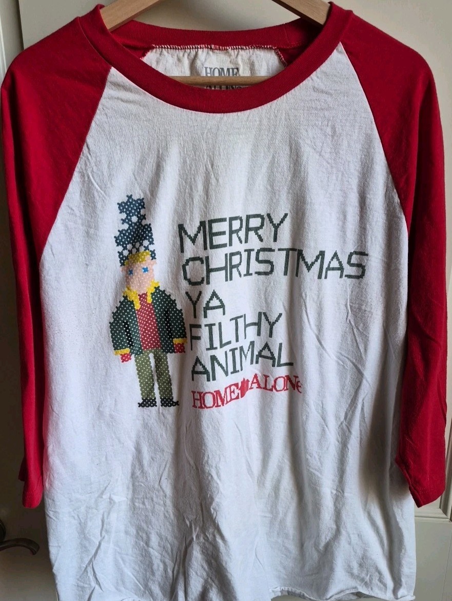 Merry Christmas Ya Filthy Animal Home Alone tee size Extra Large