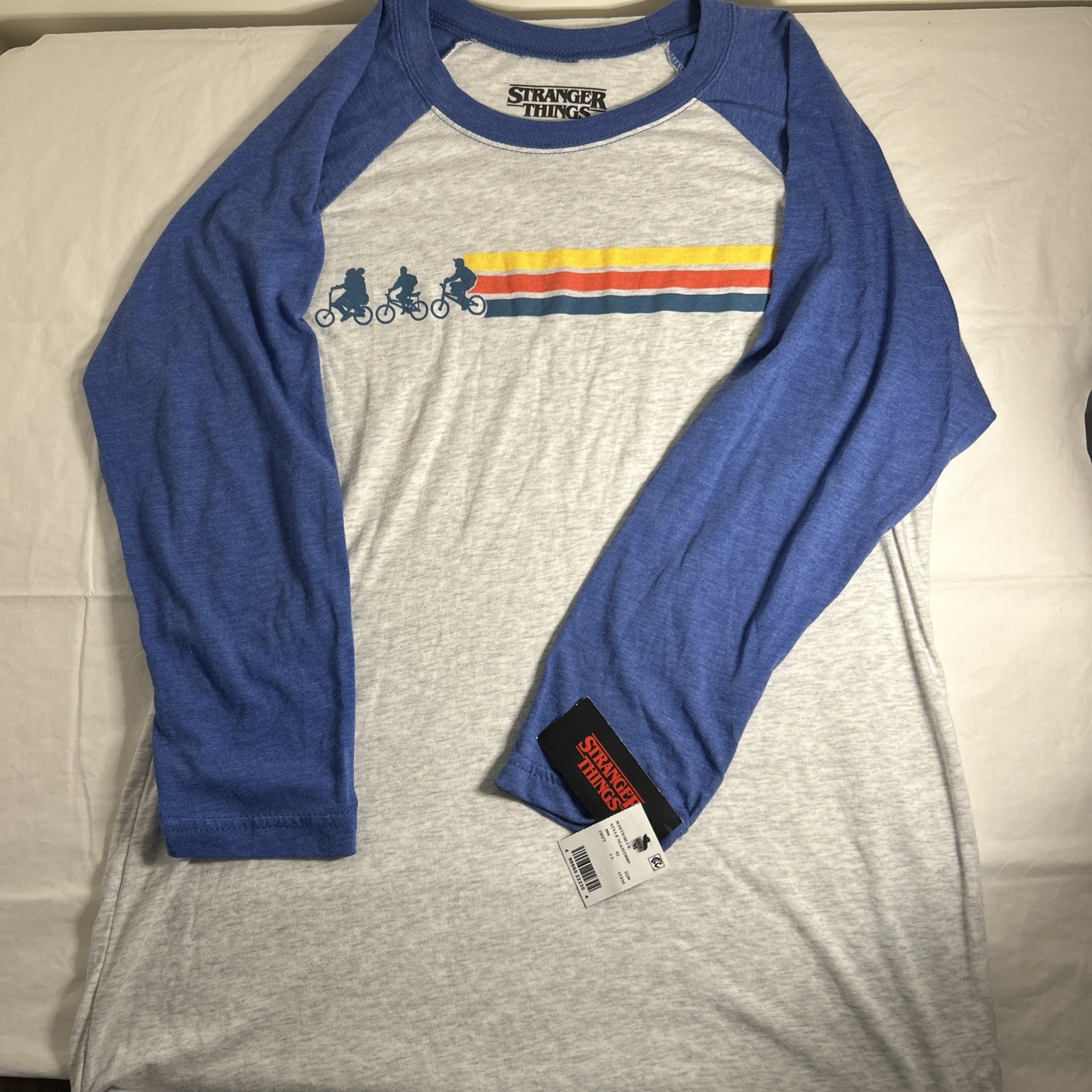 Stranger Things raglan baseball style shirt Size Medium
