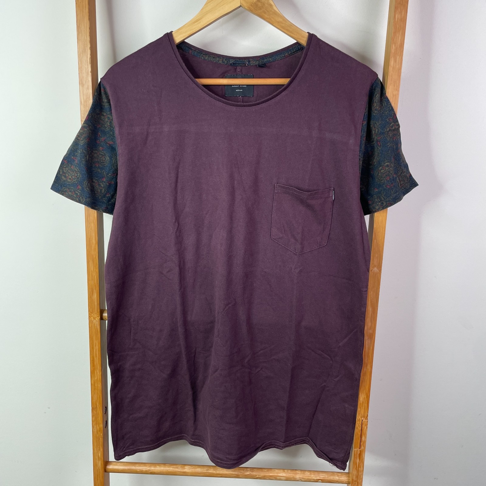Industrie Shirt Mens Medium Purple Short Sleeve Crew Neck Pocket Casual Cotton