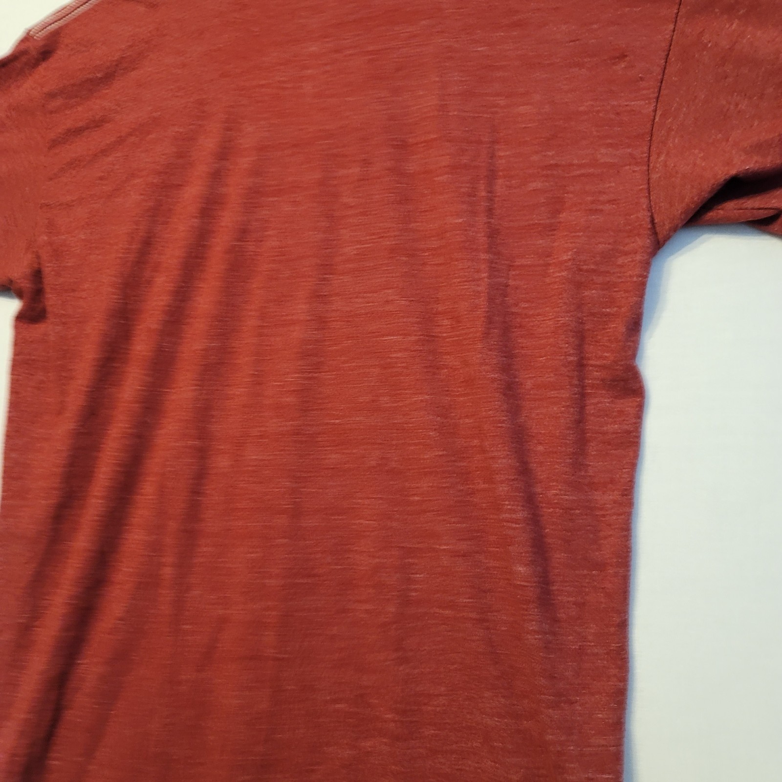 Billabong T-shirt M Wave Badge Logo Est 1973 Poly/Cotton/Rayon Brick Red V Good