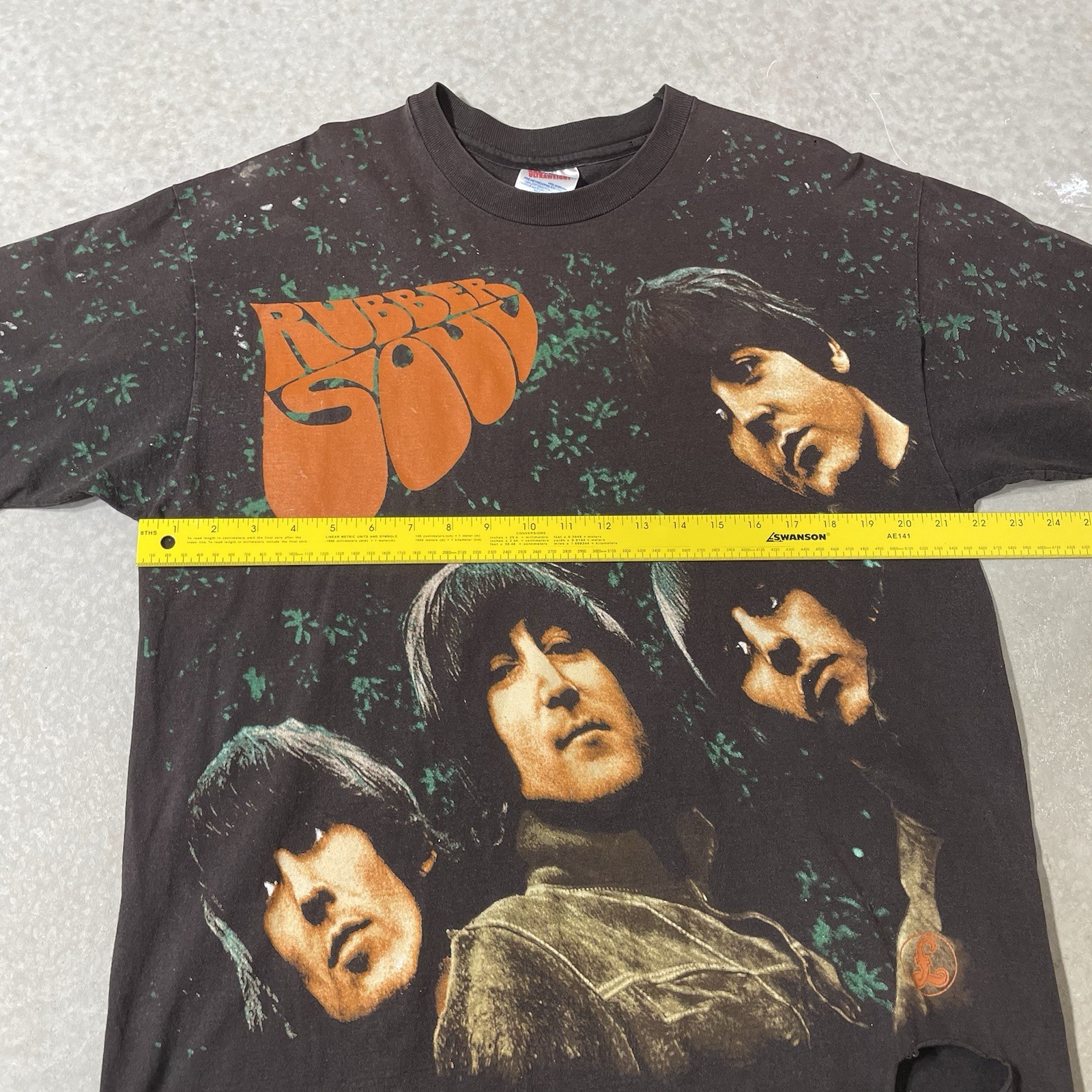 Vintage The Beatles AOP Rubber Soul Tee Shirt XL Made In USA FLAWS Band Music T