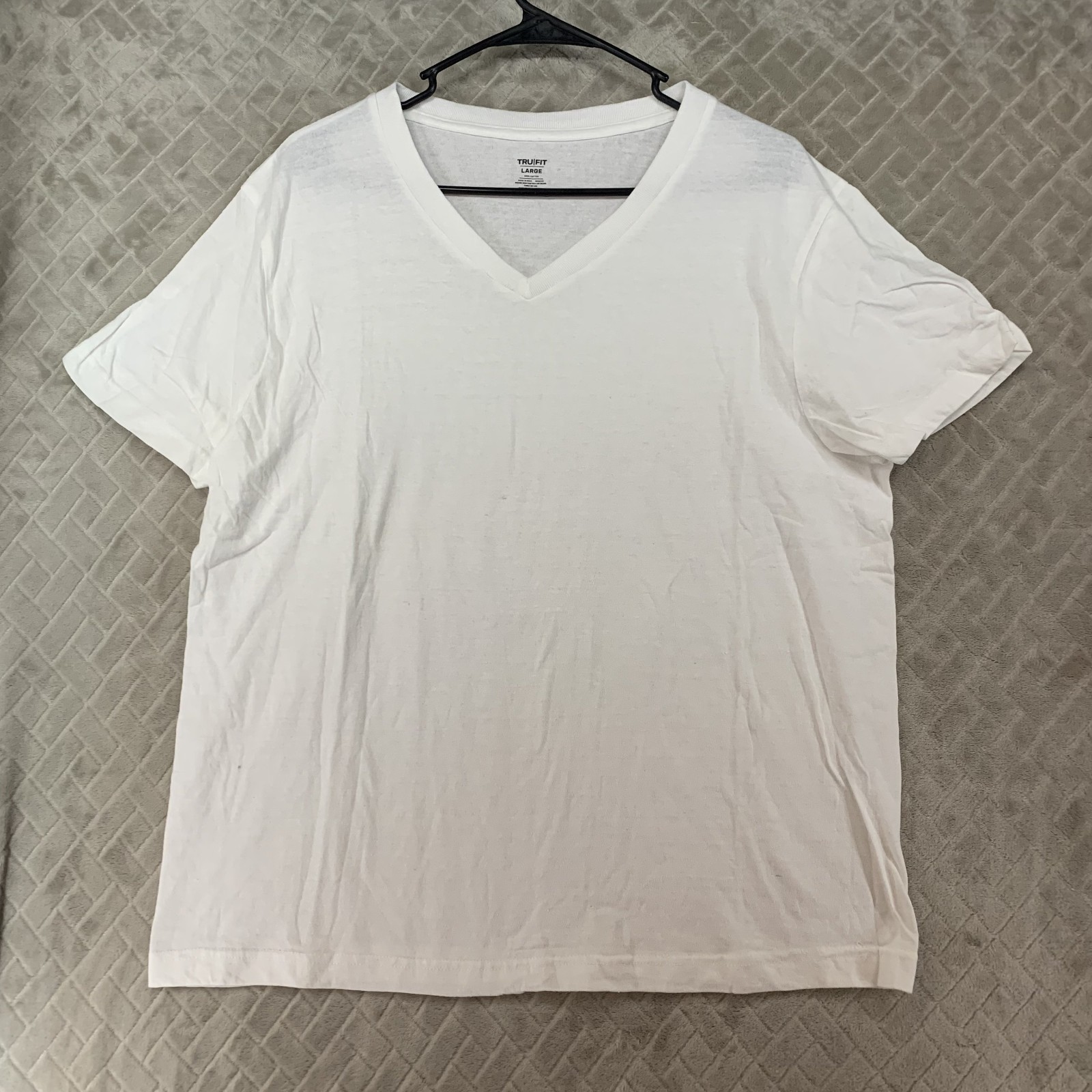 Tru Fit T-Shirt Mens Large White V Neck Short Sleeve 100% Cotton Classic Boxy