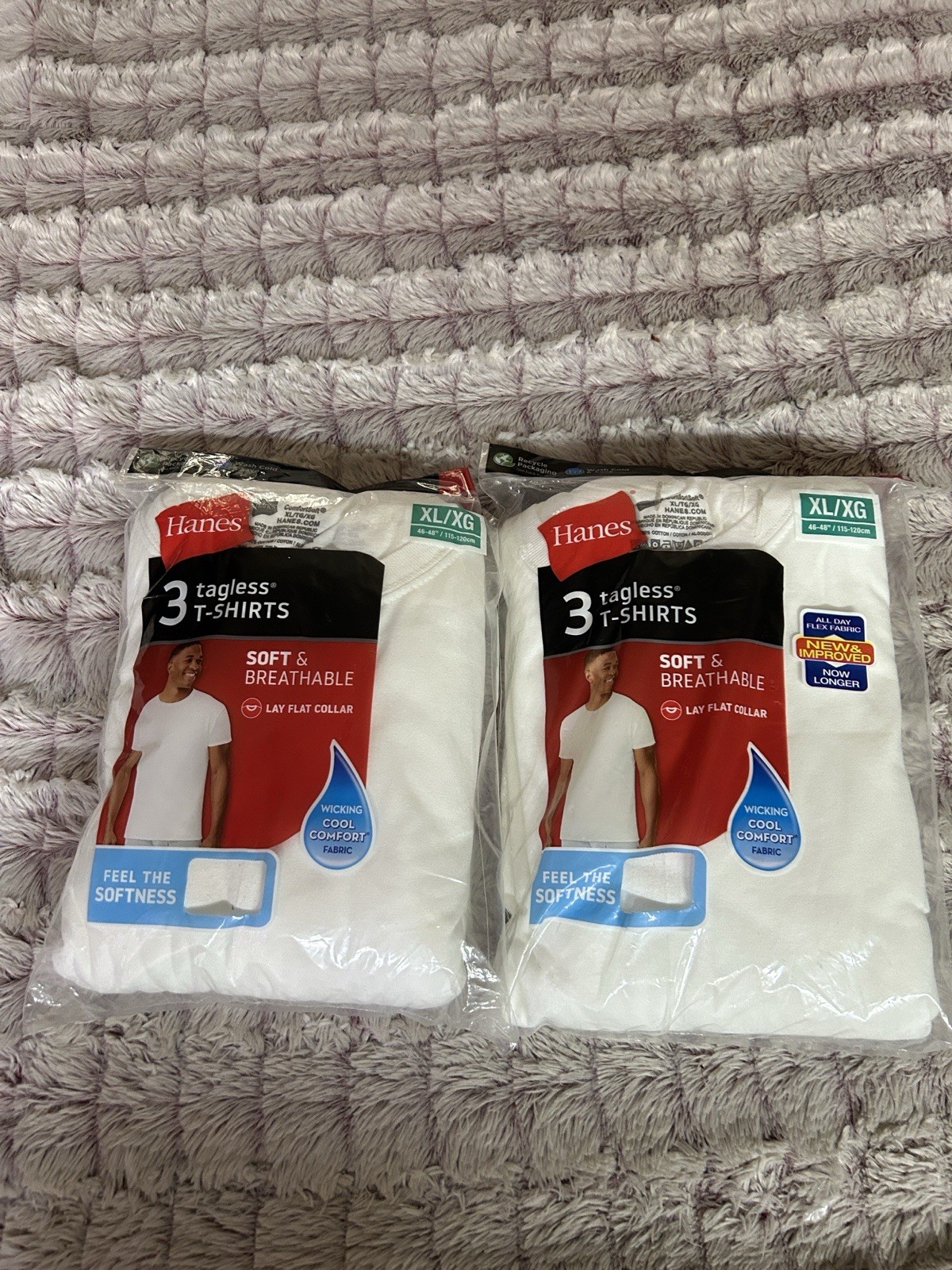 2 packs Hanes White Tagless T- Shirts size XL