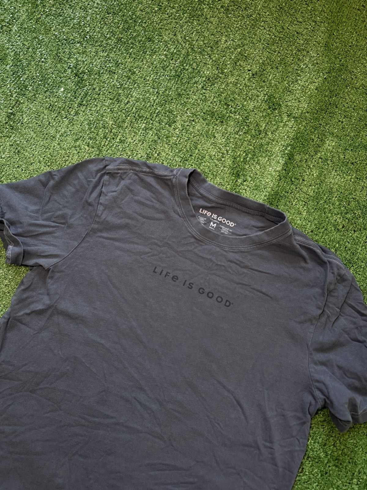 Life is Good T-Shirt Adult Size Medium Dark Blue Graphic Spellout Logo Tee