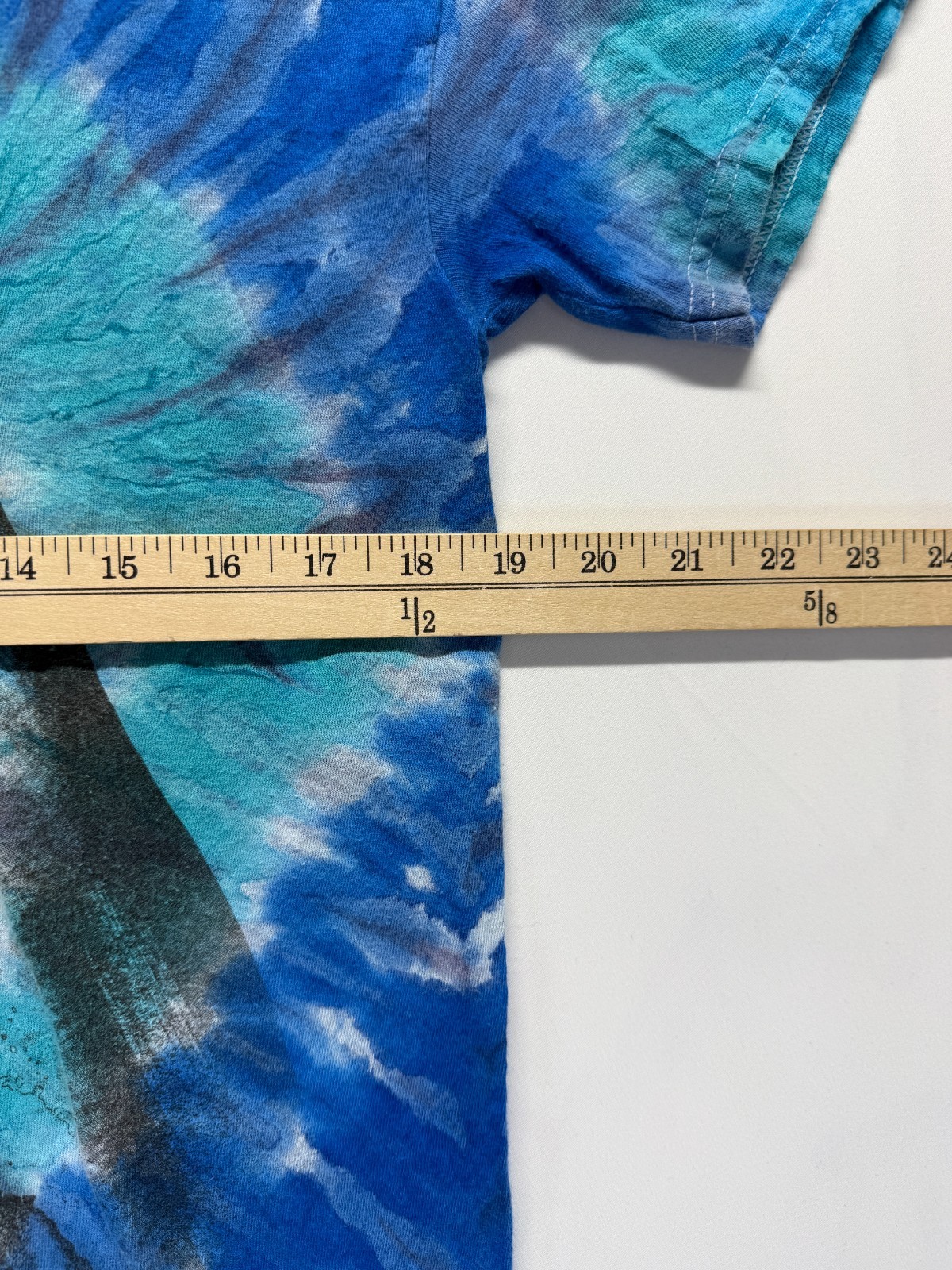 Jaws T Shirt Men Medium Blue Tie Dye Spiral Graphic Print Shark Cotton Movie Tee