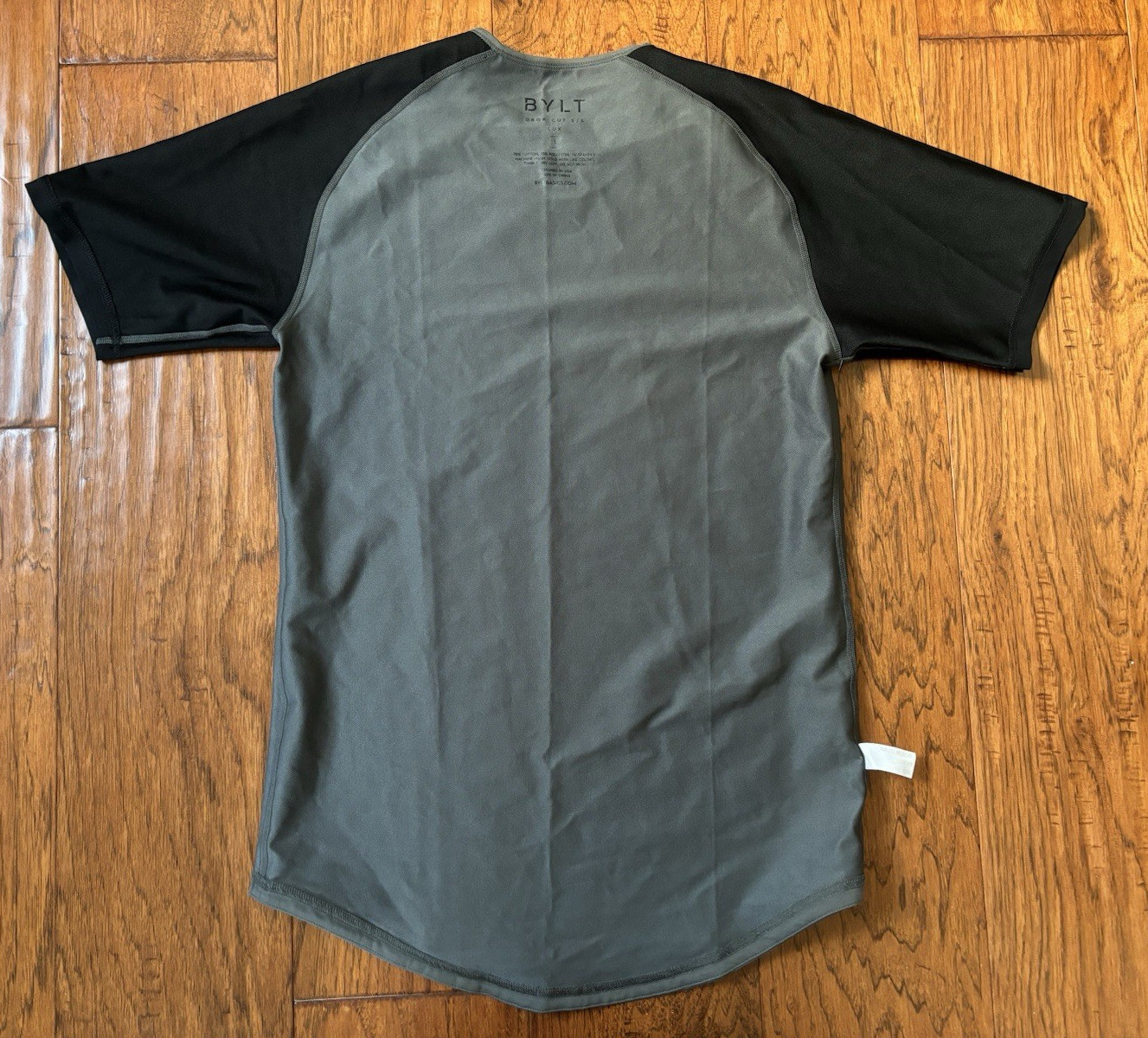 NWT BYLT Premium Basics Drop Cut Short Sleeve Lux Shirt Mens Small Black Gray