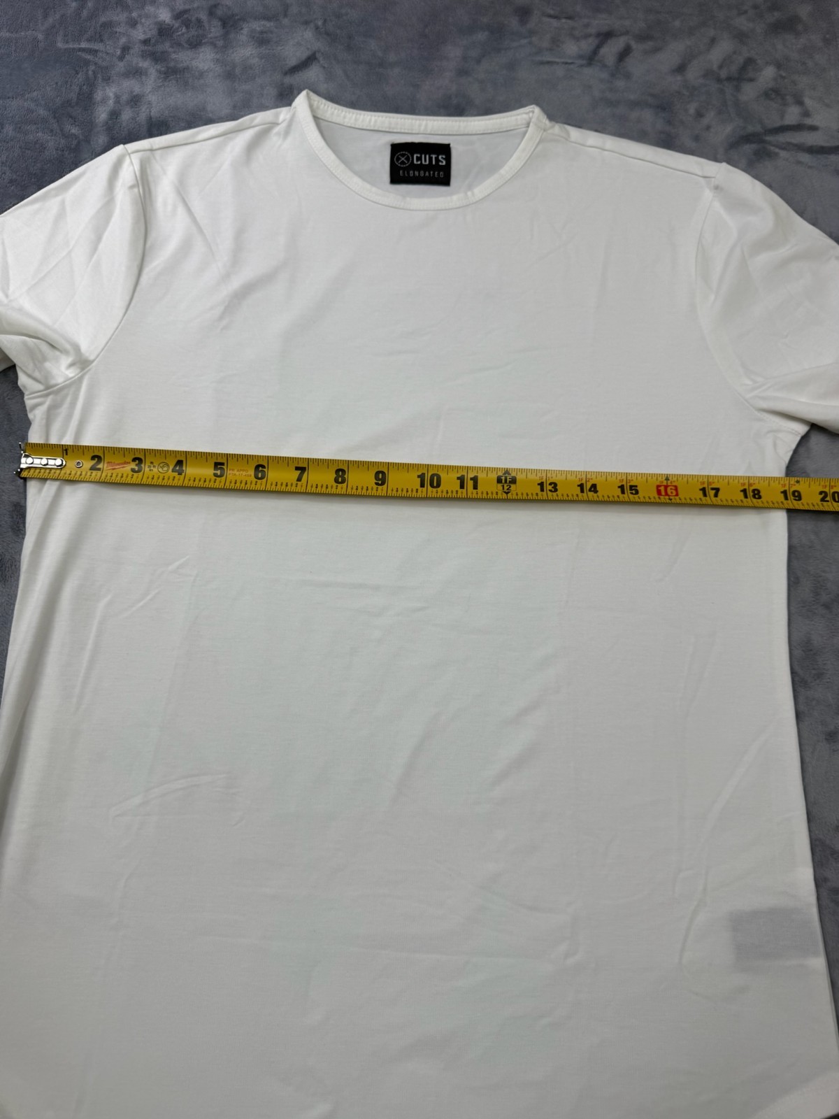 Cuts Clothing Long Sleeve Crew Elongated Fit Curve-Hem T-Shirt Mens Medium White