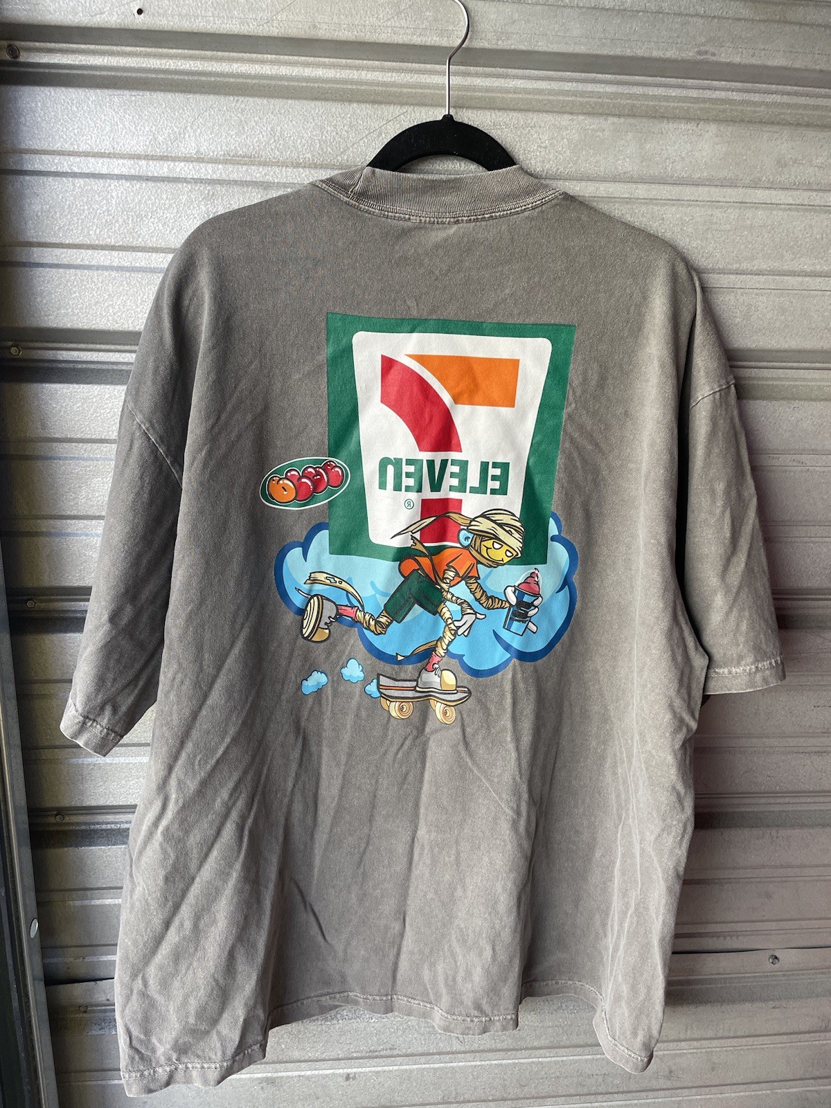7Collection 7 Eleven Blue The Great Secret Walls Mummy Gray T-Shirt Sz 2XL