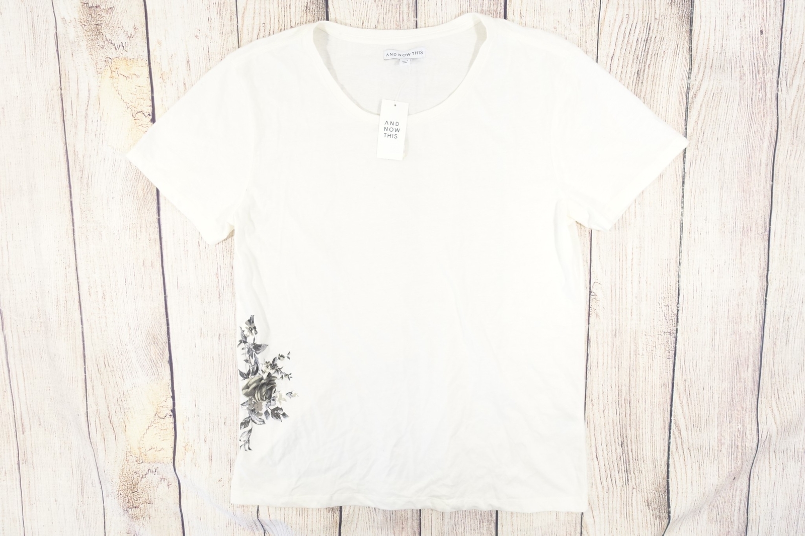 AND NOW THIS OFF WHITE IVORY CREAM XL FLORAL ROSE PRINT ART TSHIRT MENS NWT NEW